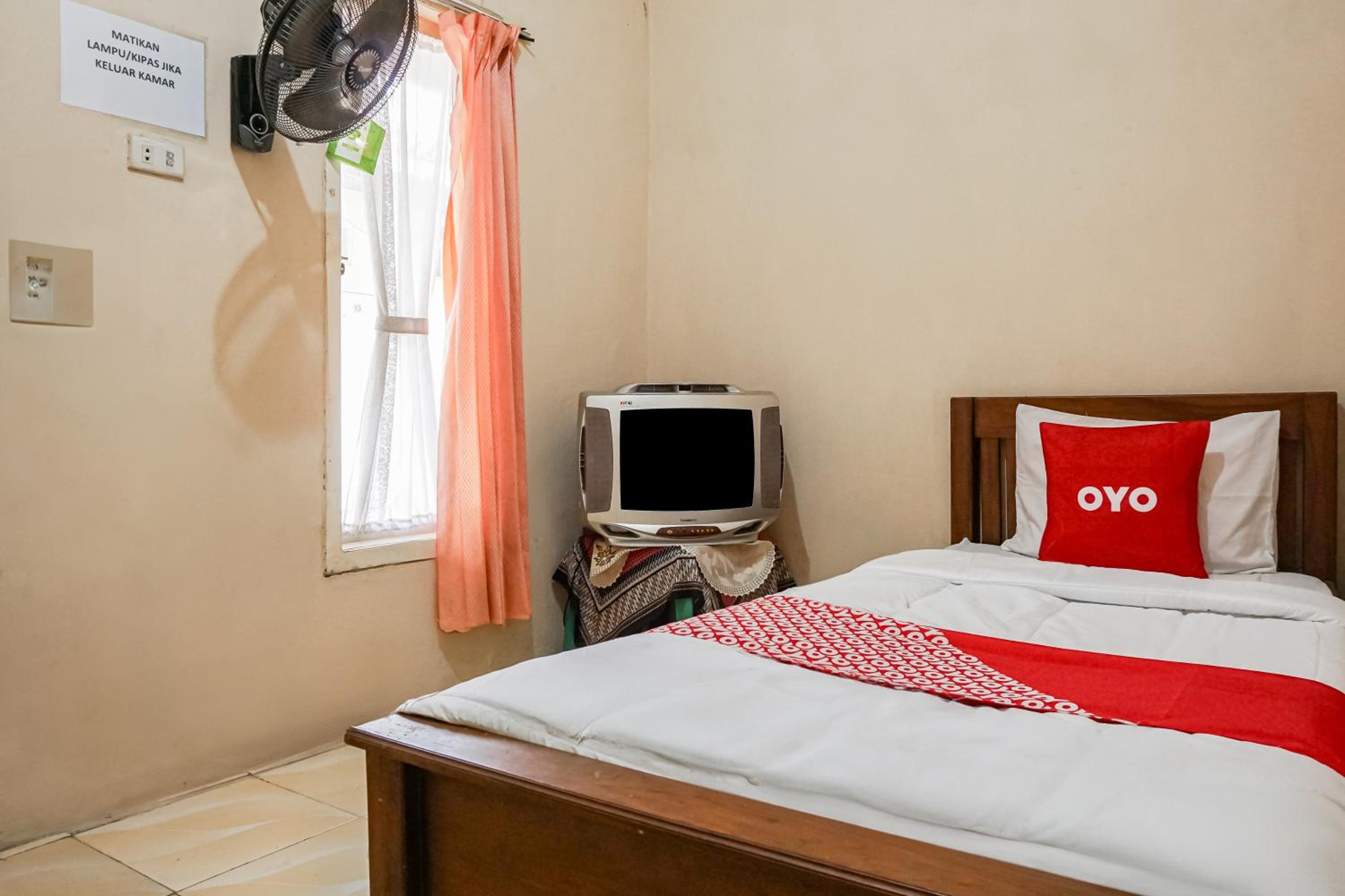 Standard Single Room