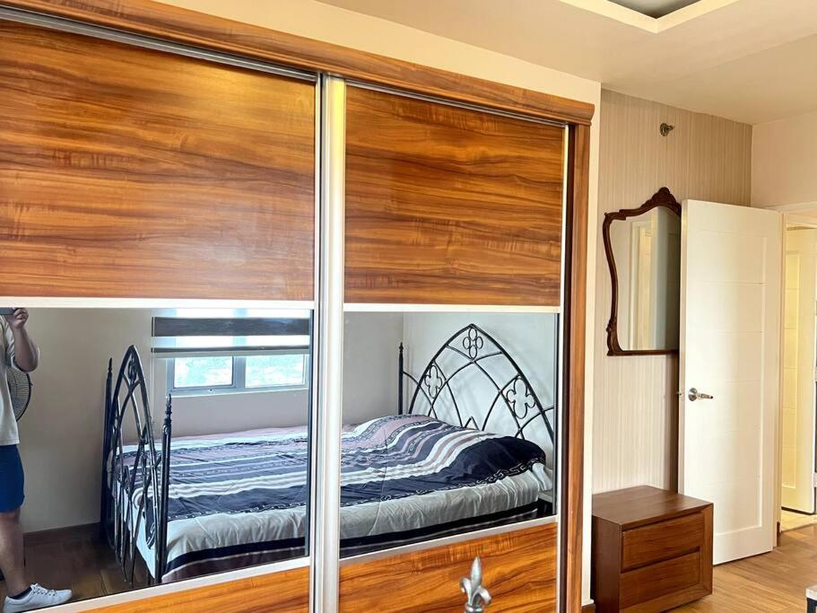 Two-Bedroom Apartment with Mountain View photo 1