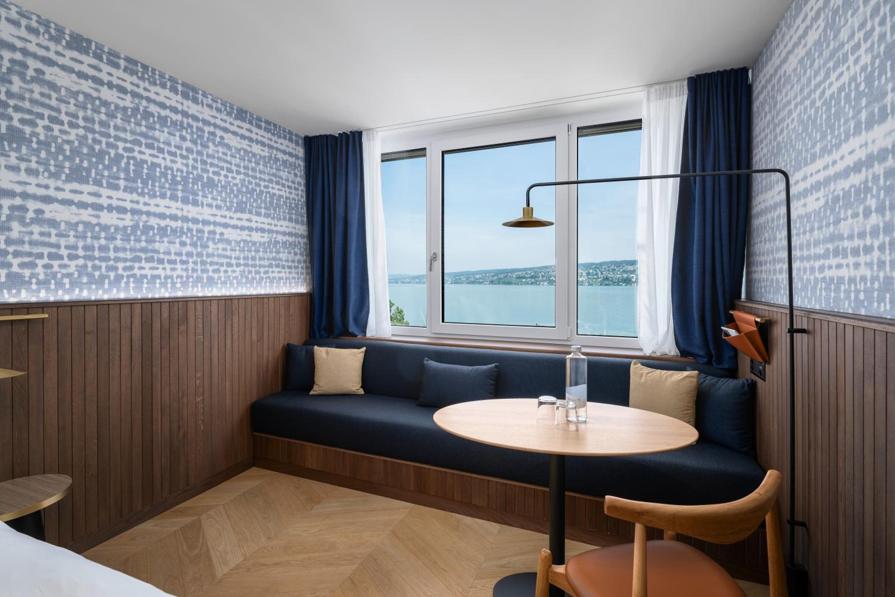 Superior Double Room Lake View photo 2