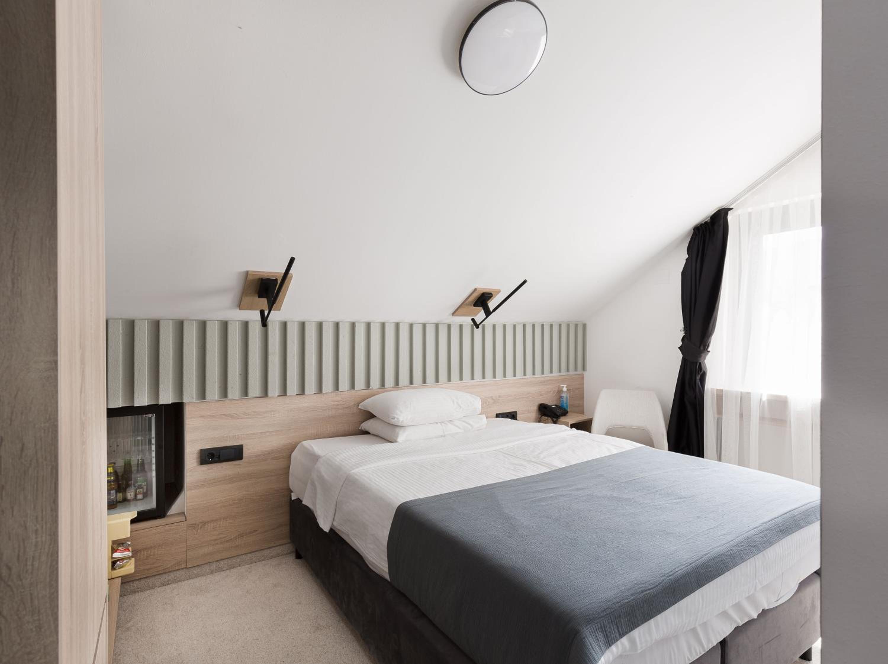 Economy Single Room