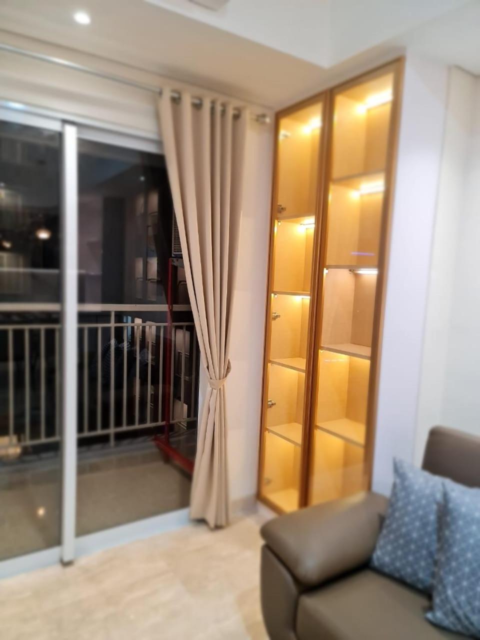 Two-Bedroom Apartment With View photo 2