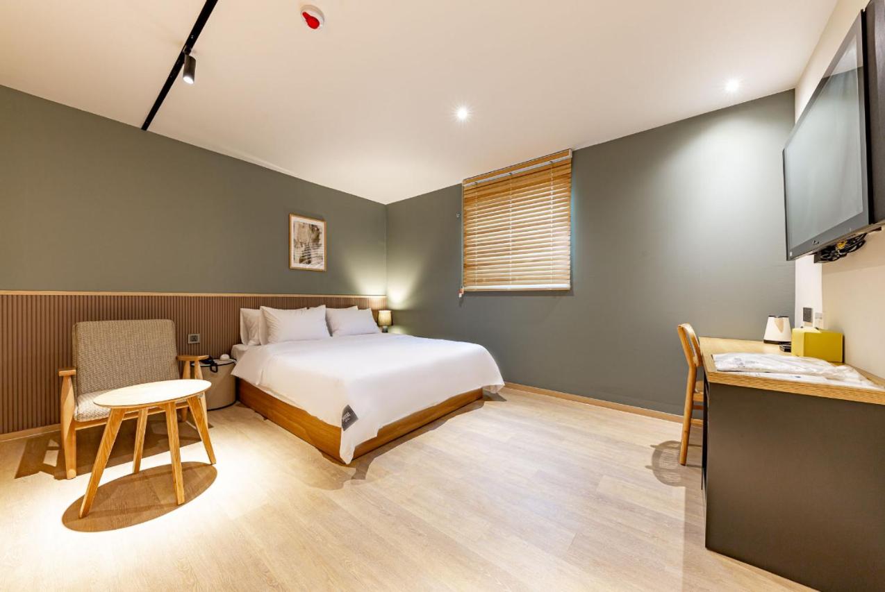 Standard Double Room photo 3