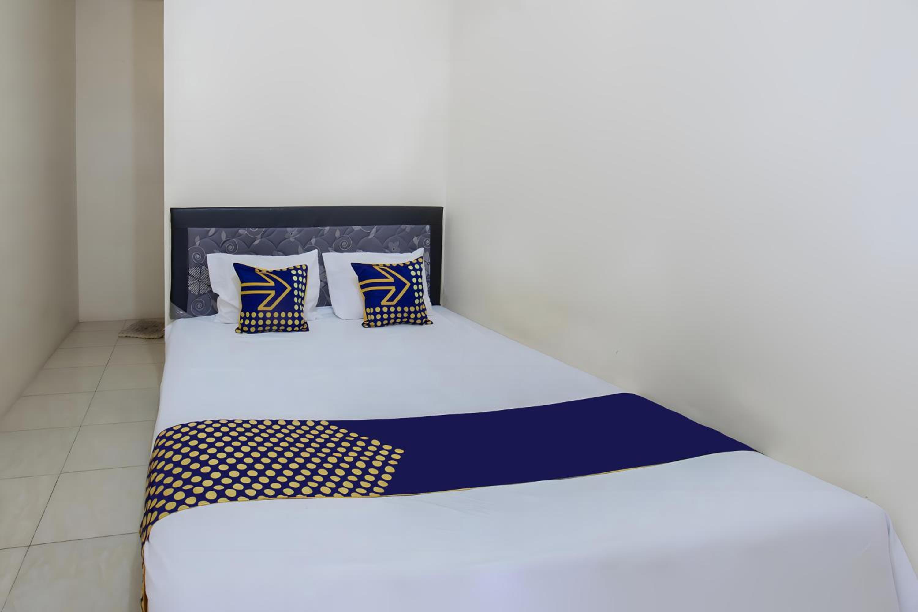 Double Room - Photo 4
