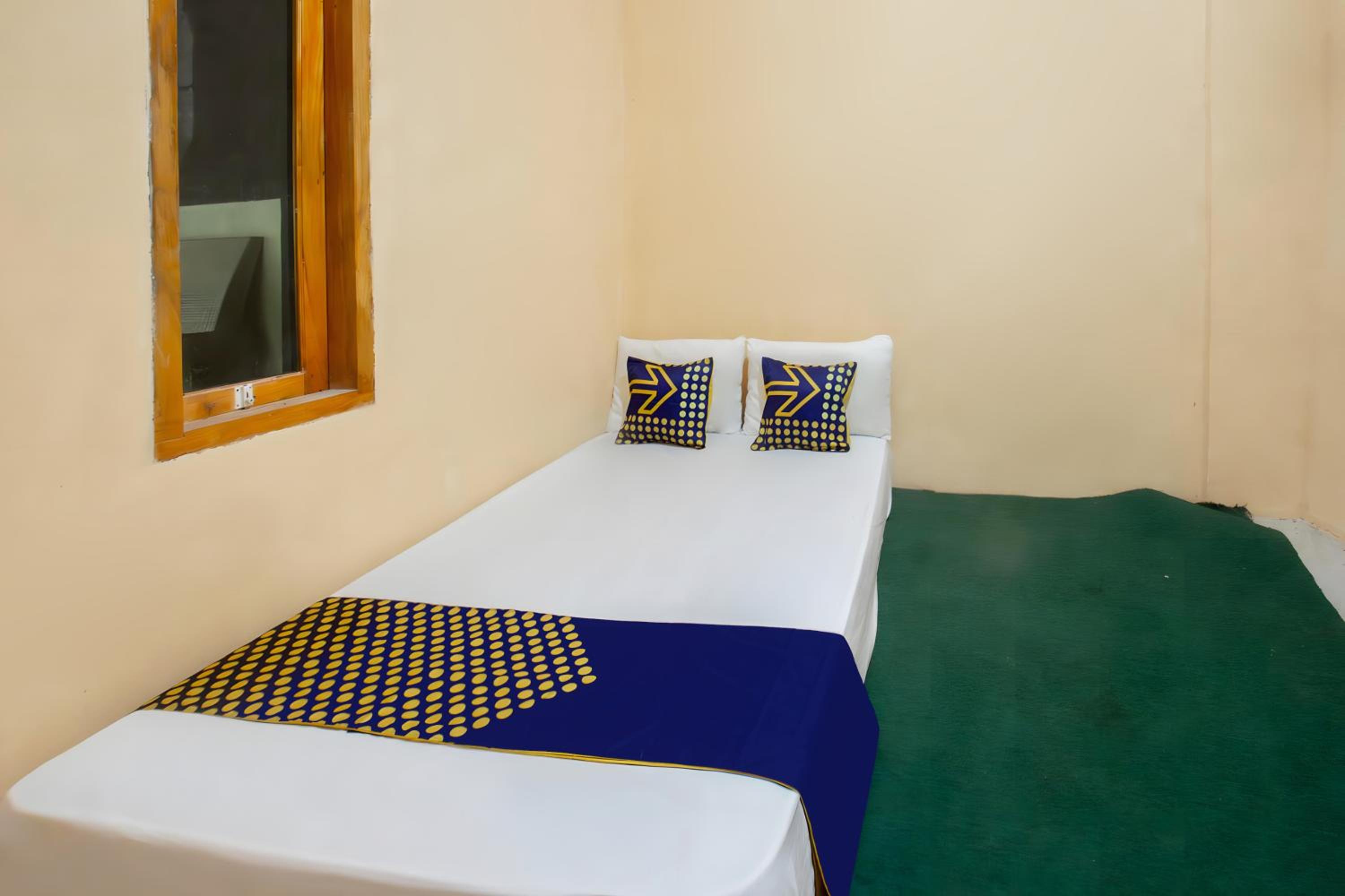 Double Room - Photo 15