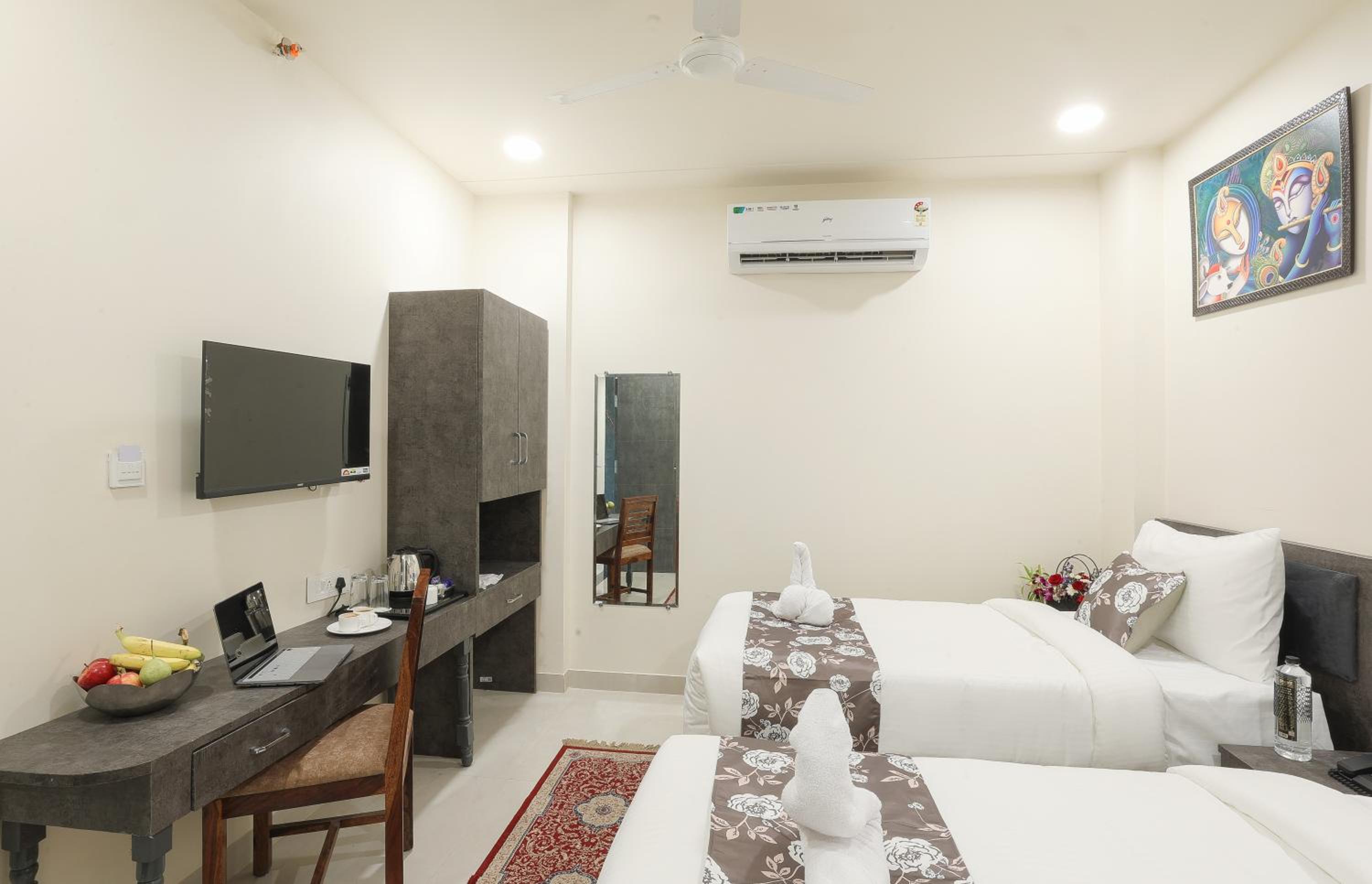 Twin Room