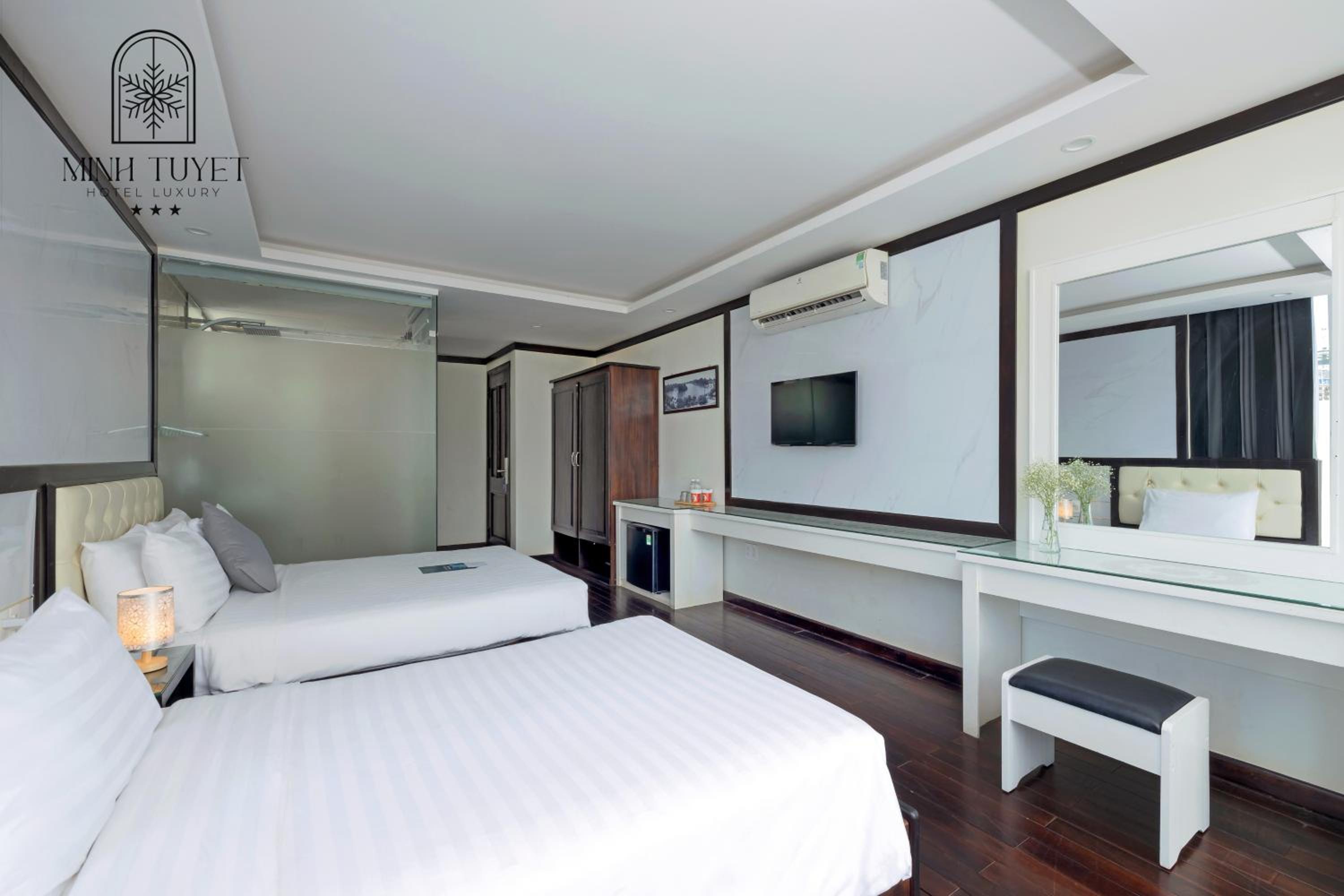 Deluxe Triple Room - Photo 10