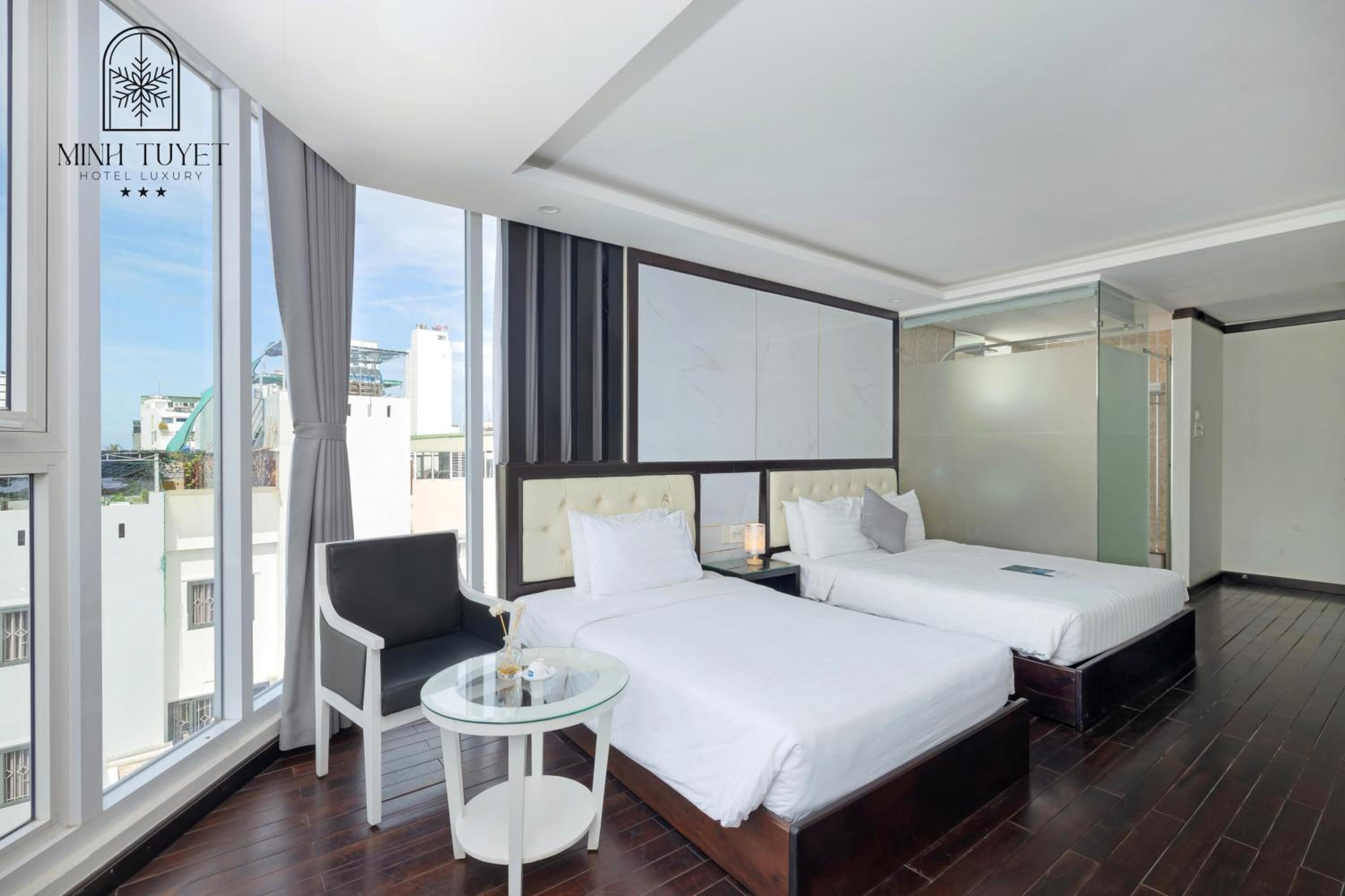 Deluxe Triple Room - Photo 11