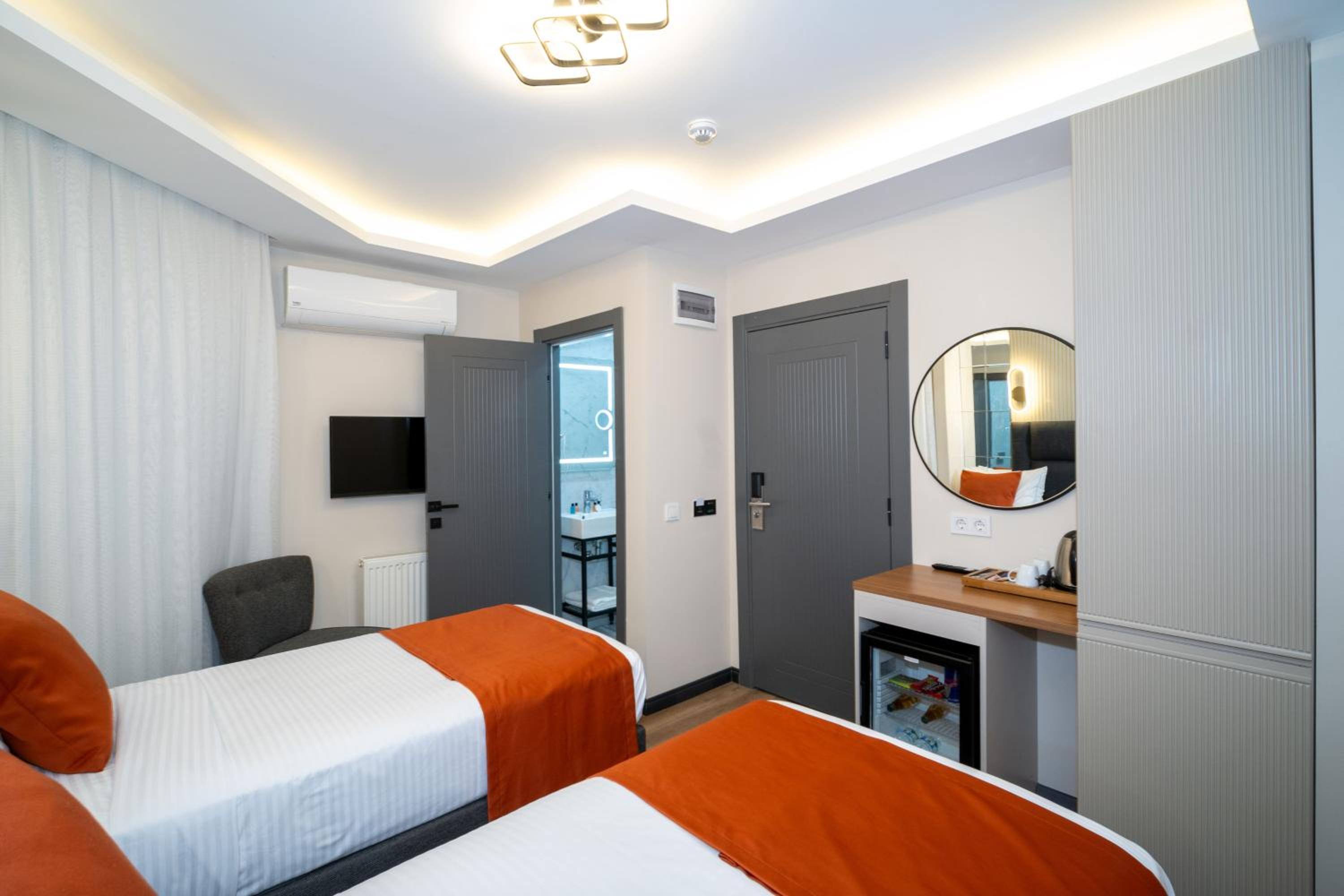 Deluxe Twin Room photo 1