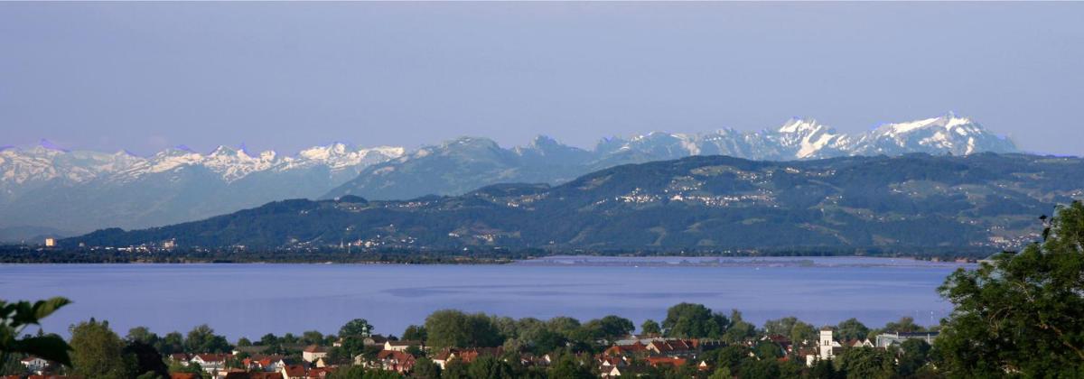 Apartment N° 15 with lake view photo 3
