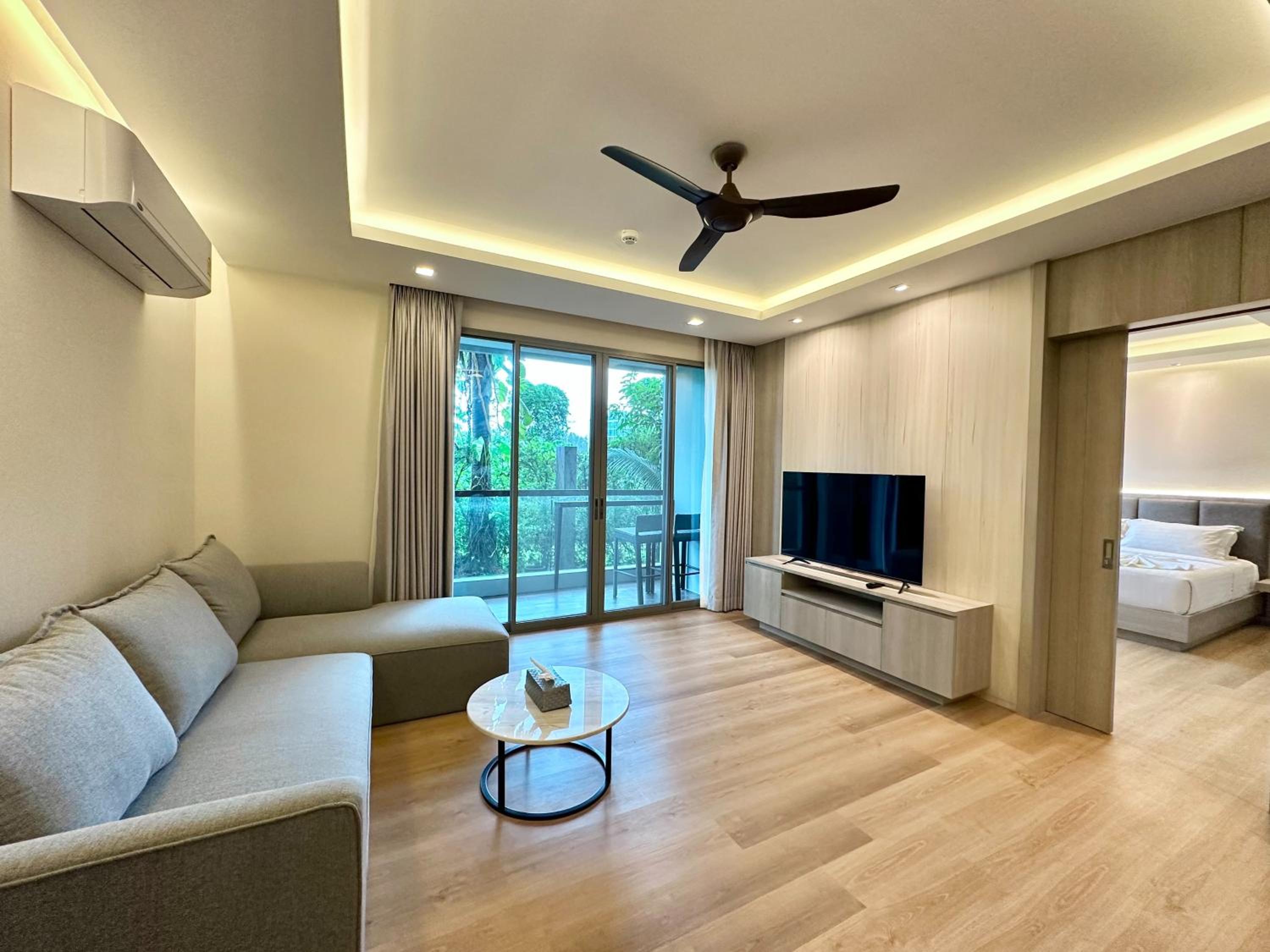 Two-Bedroom Suite - Photo 9