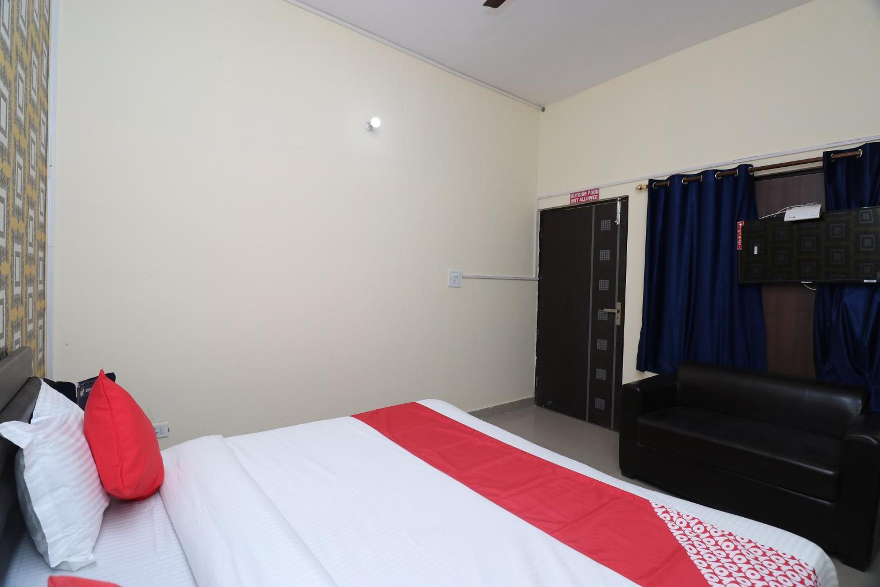 Classic Triple Room photo 3