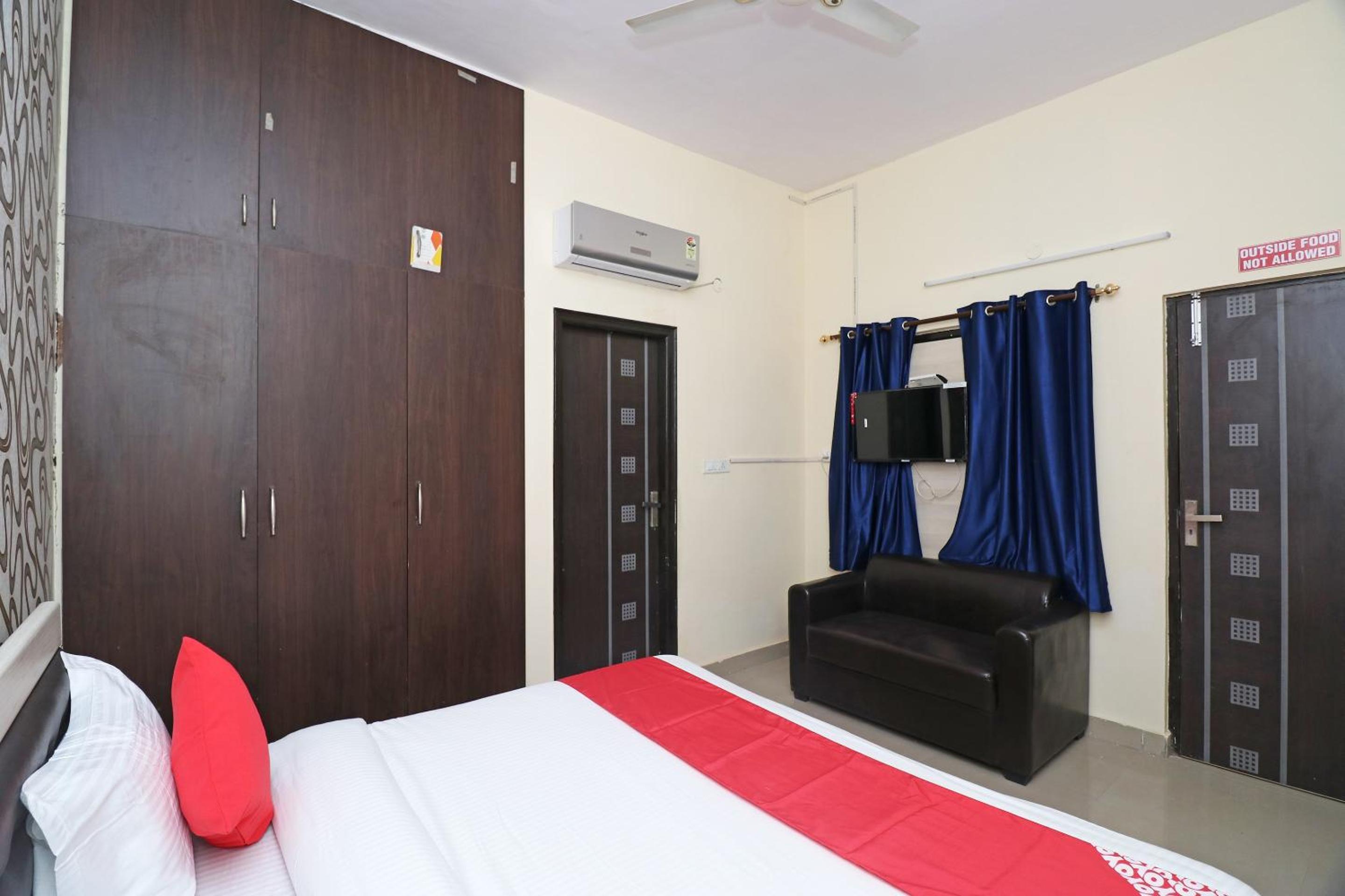 Classic Triple Room photo 1