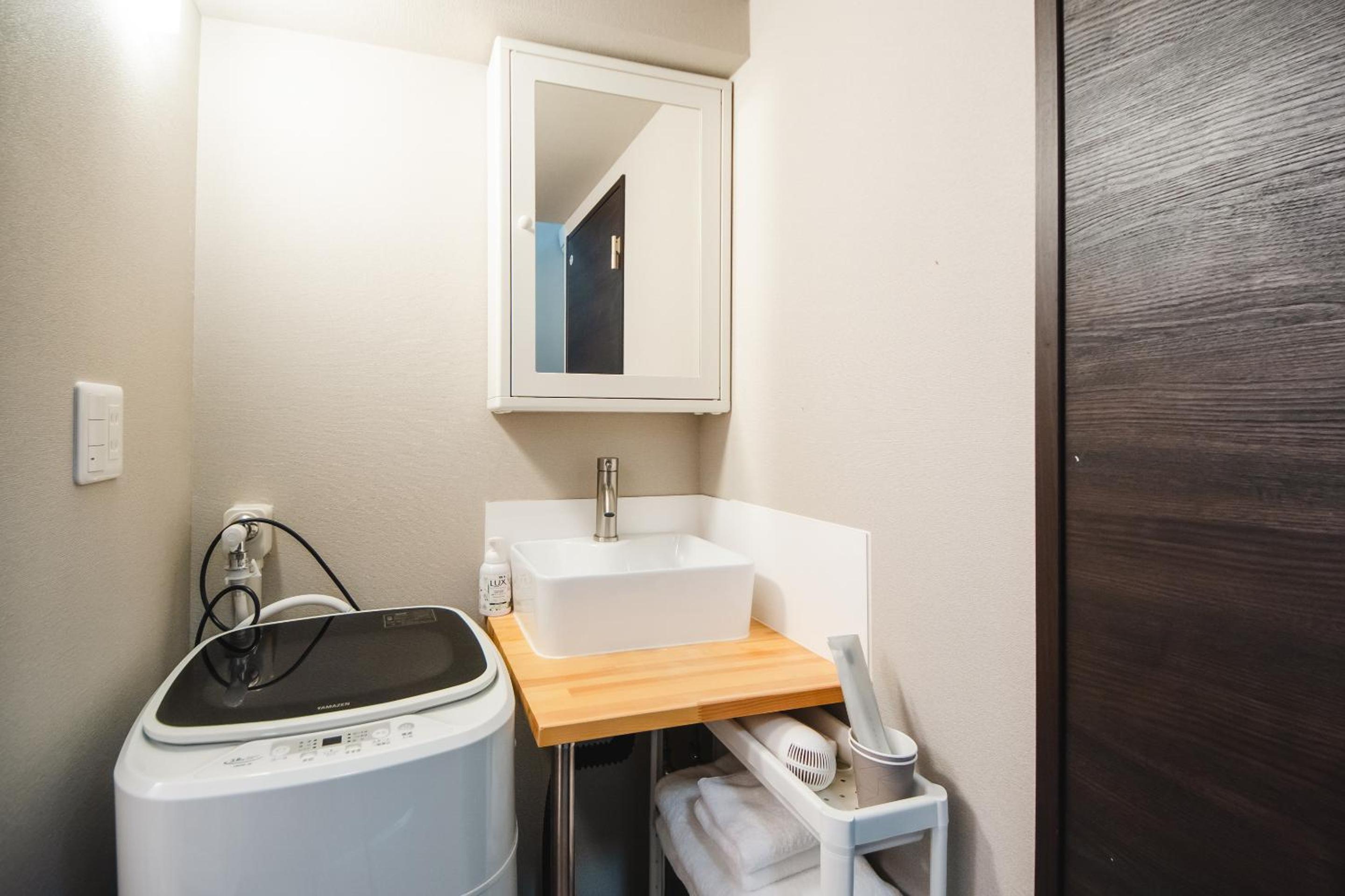One-Bedroom Apartment - Photo 16