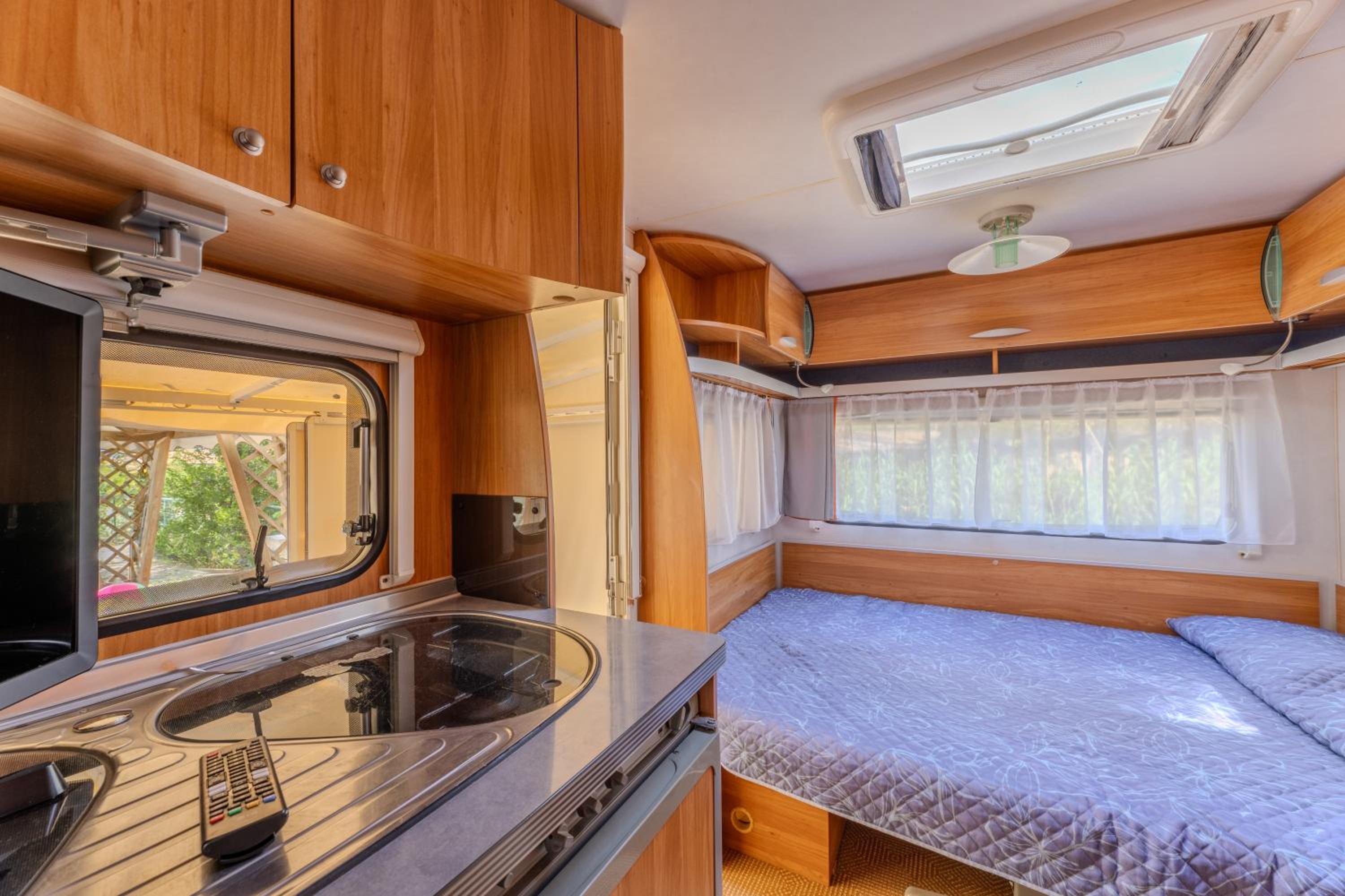 Caravan photo 1