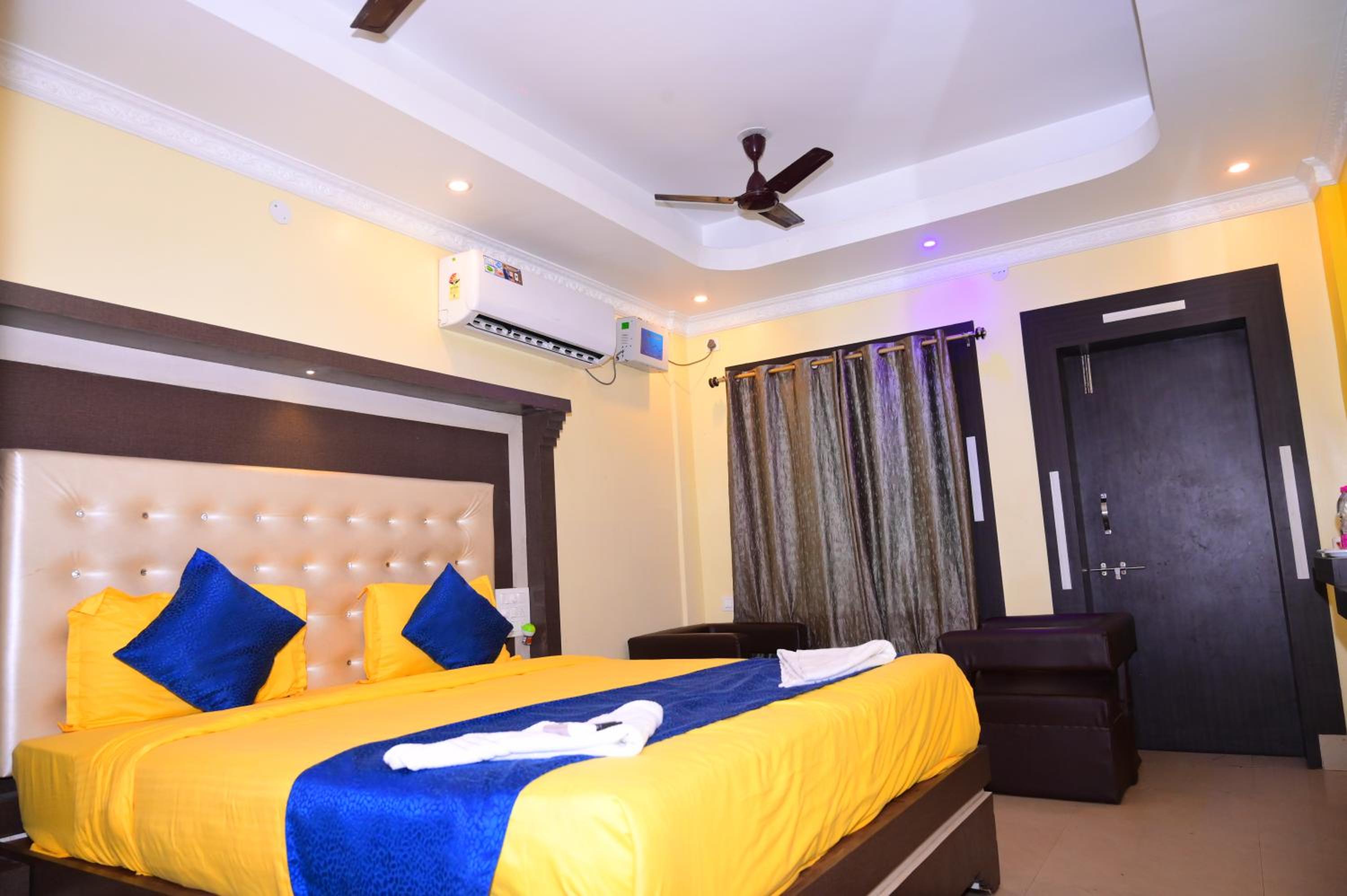 Double Room With Balcony (3 Adults)