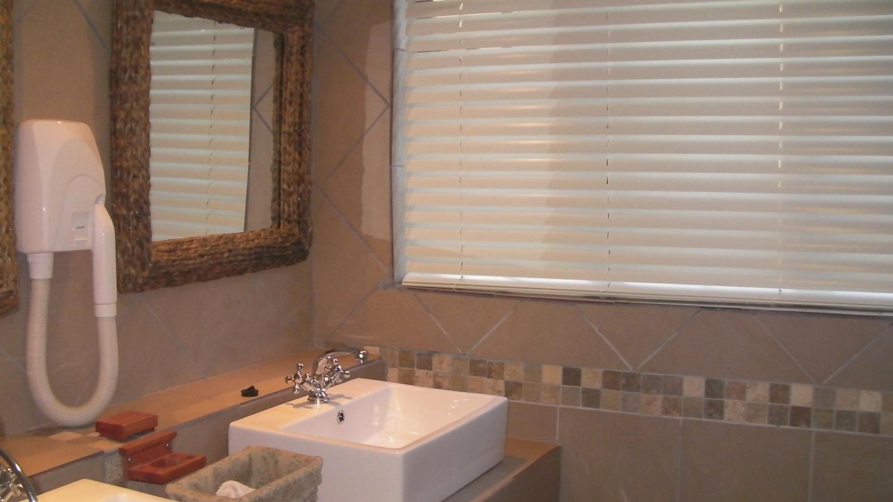 Twin Room - French Room - Photo 5