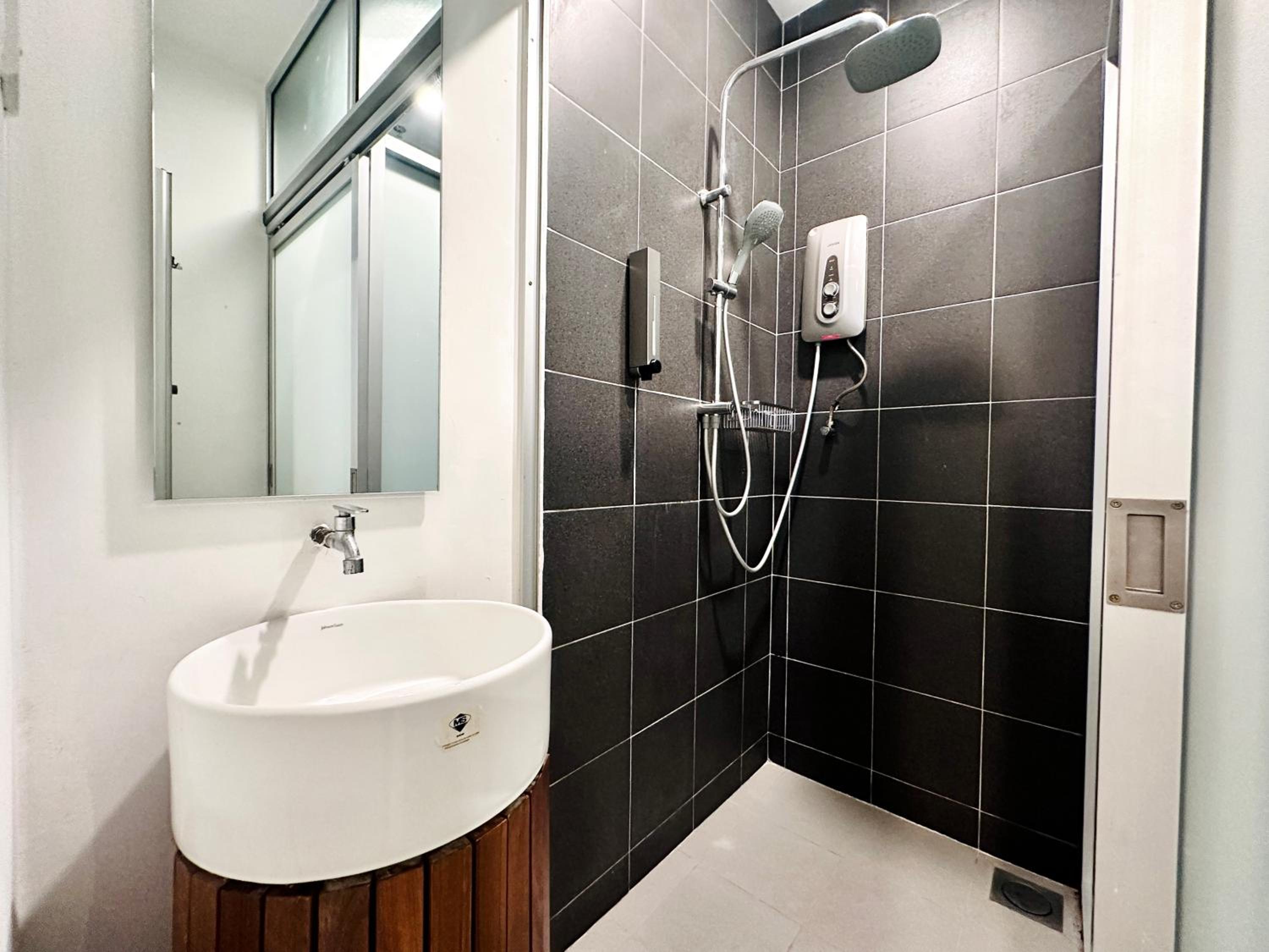 Triple Room - Photo 5