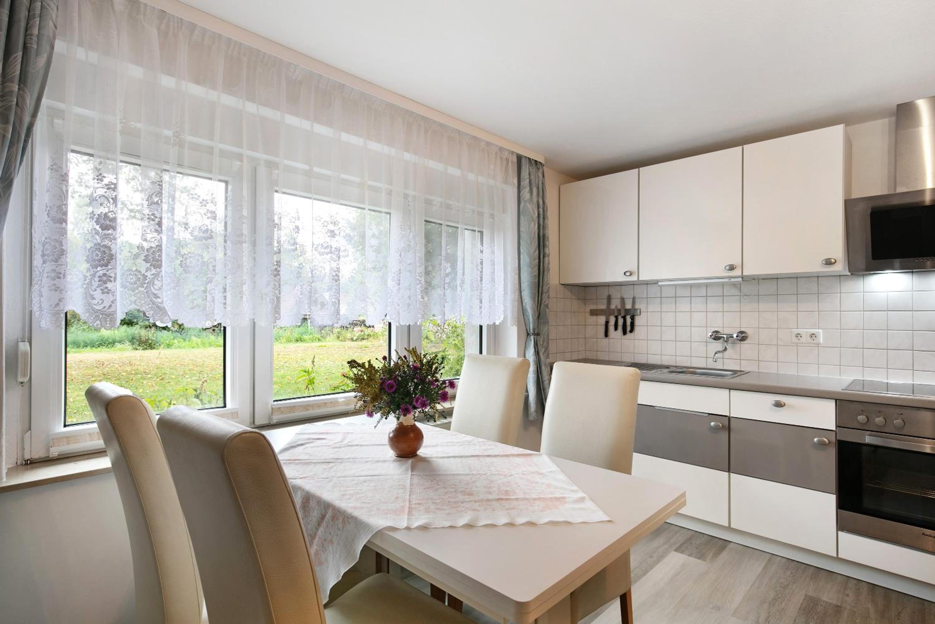 Apartment with Terrace photo 2