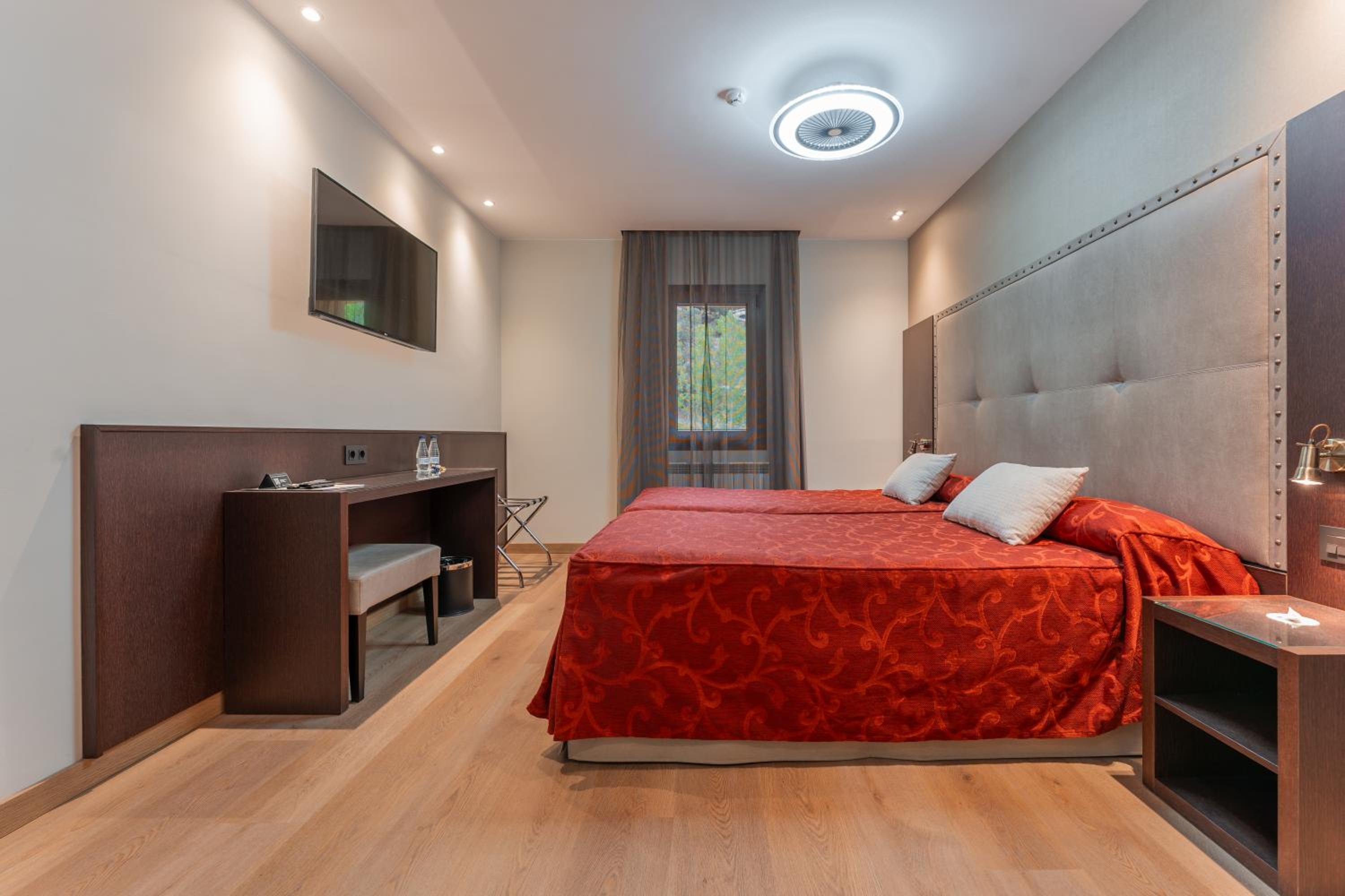 Quadruple Room - Photo 5