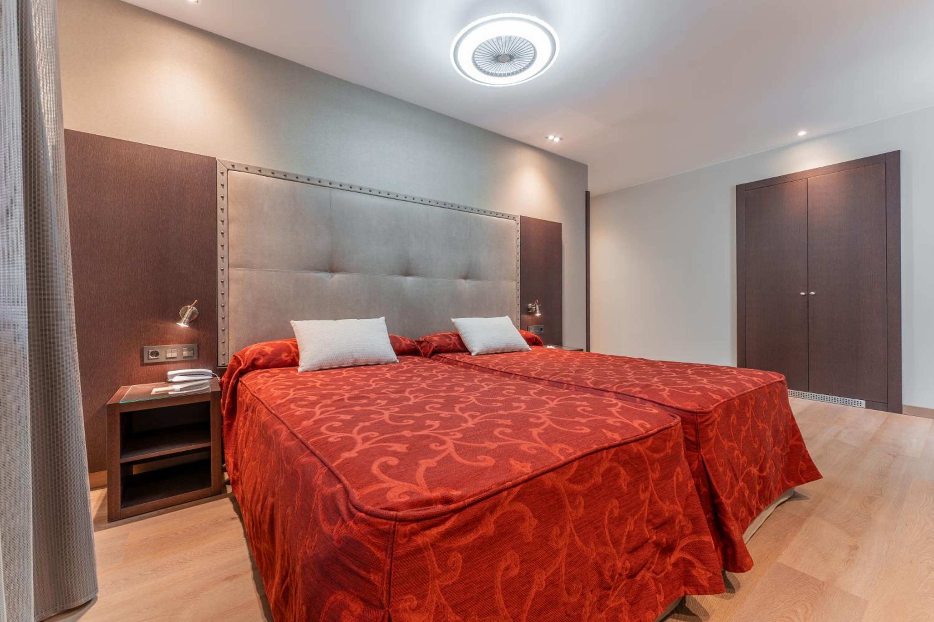 Double or Twin Room - Photo 1