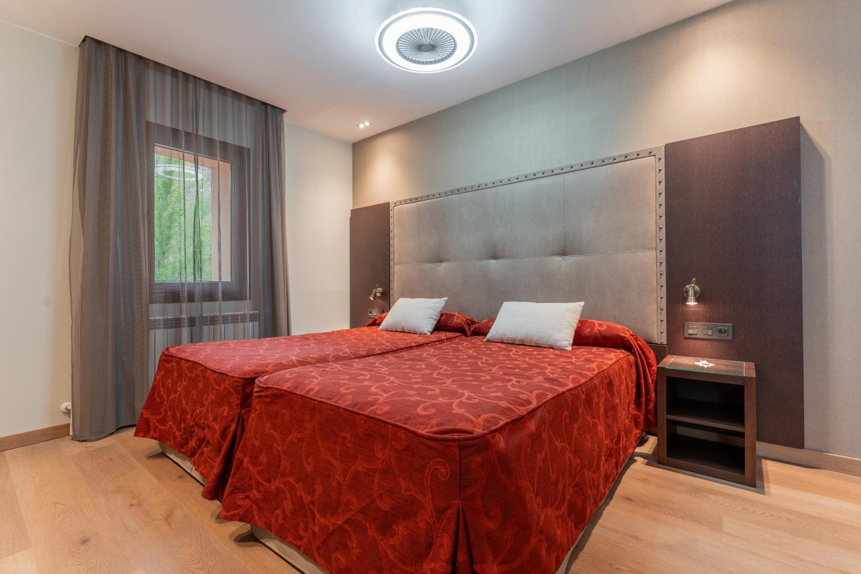 Double or Twin Room - Photo 8