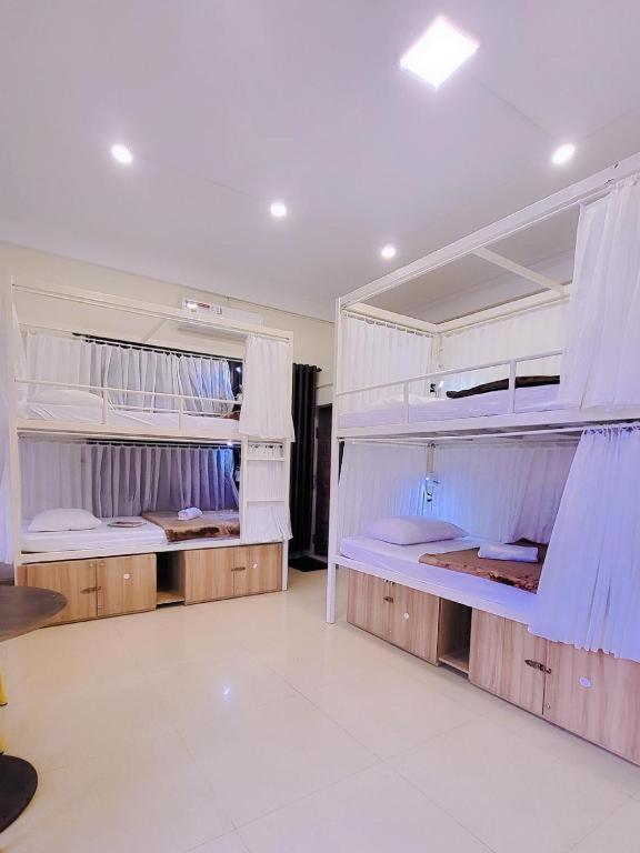 Bed in 4-Bed Mixed Dormitory Room photo 2
