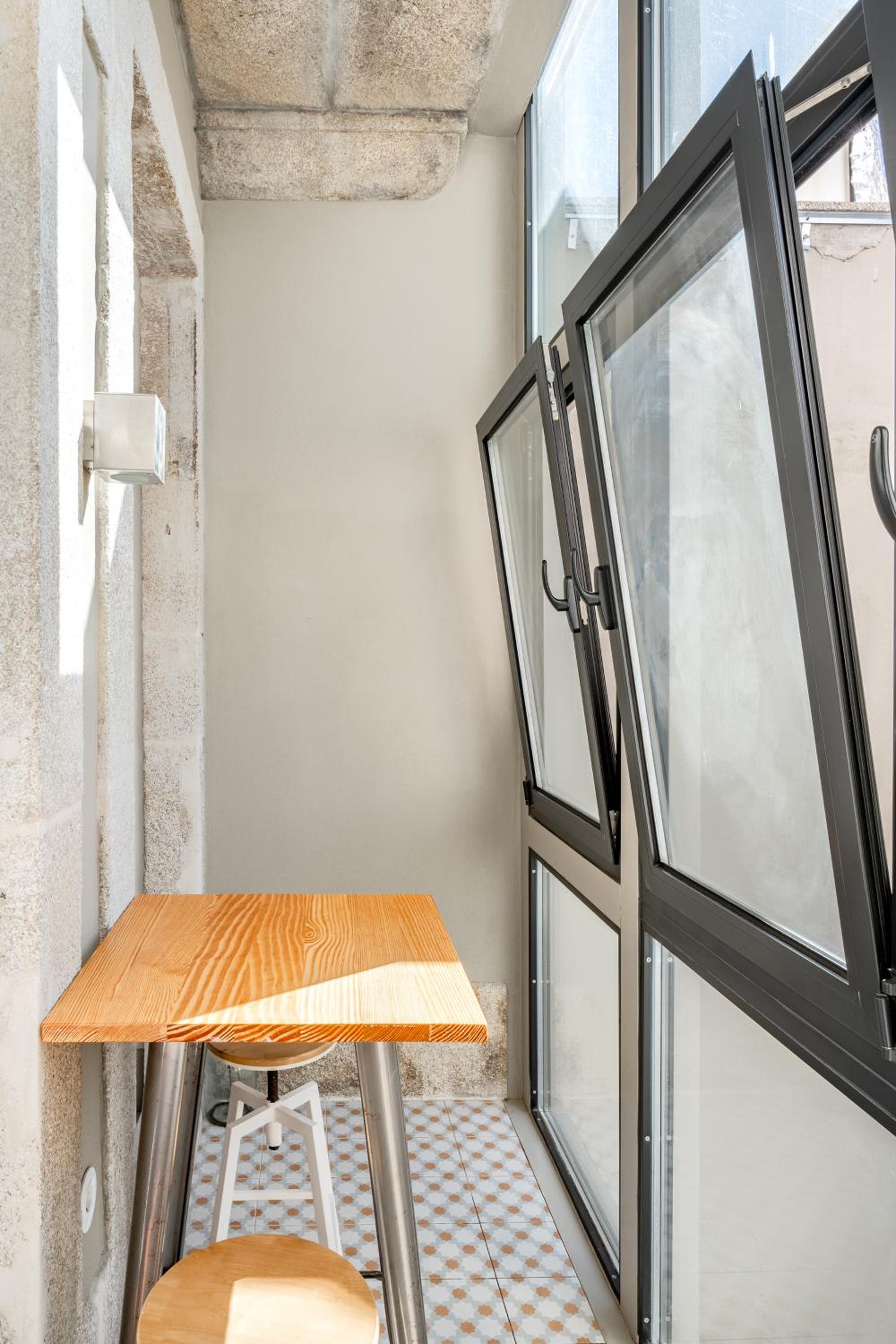 Studio - Photo 14