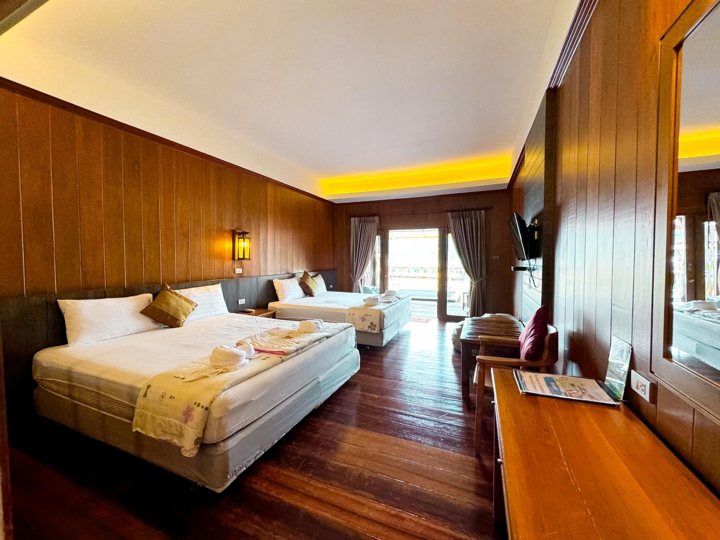 Habitación Familiar con Vista al Mar