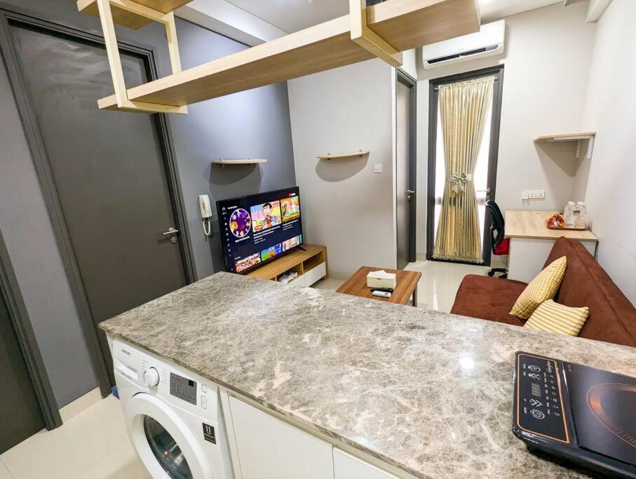 Two-Bedroom Apartment With Ocean View photo 3