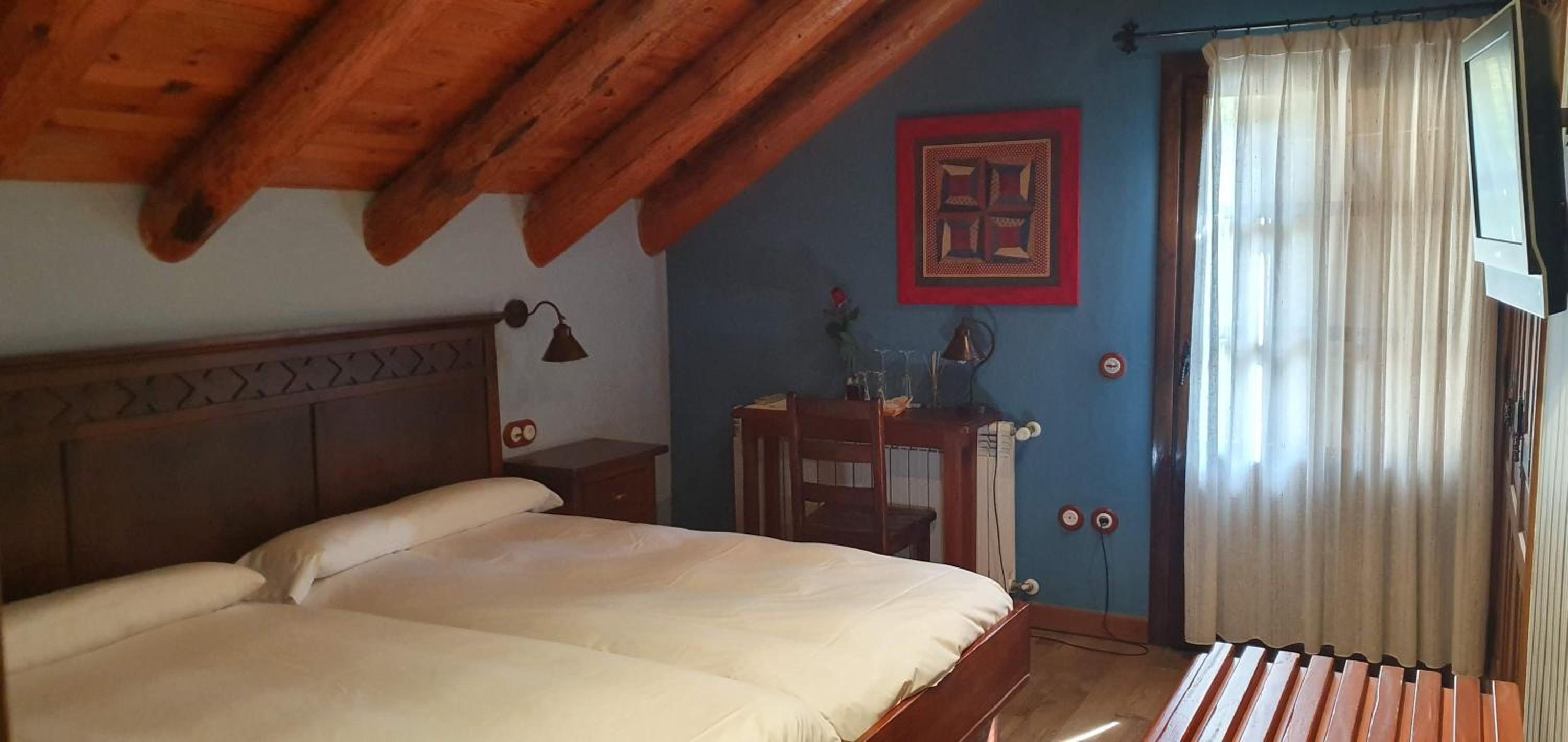 Superior Twin Room - Photo 1