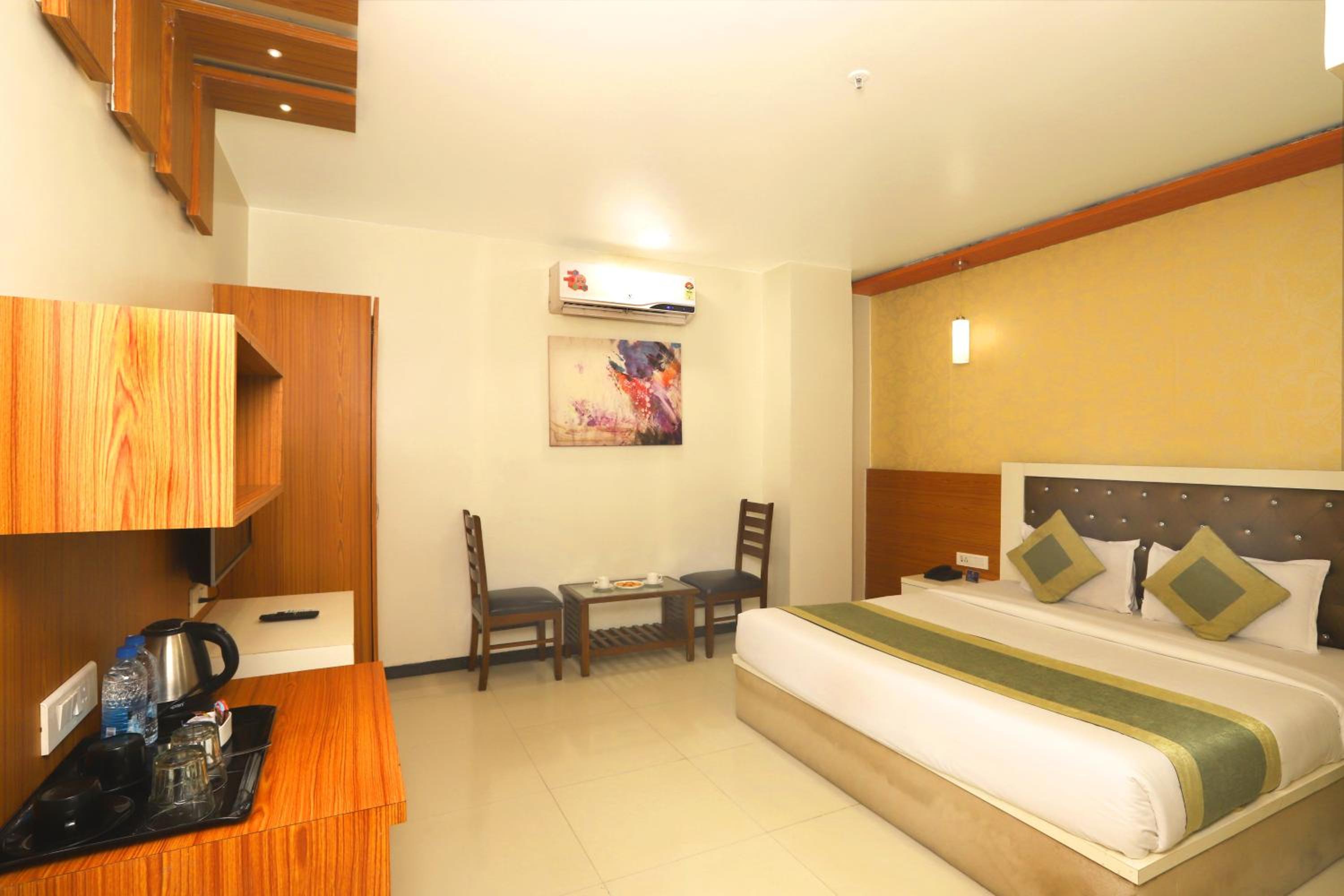Deluxe Room - Photo 4