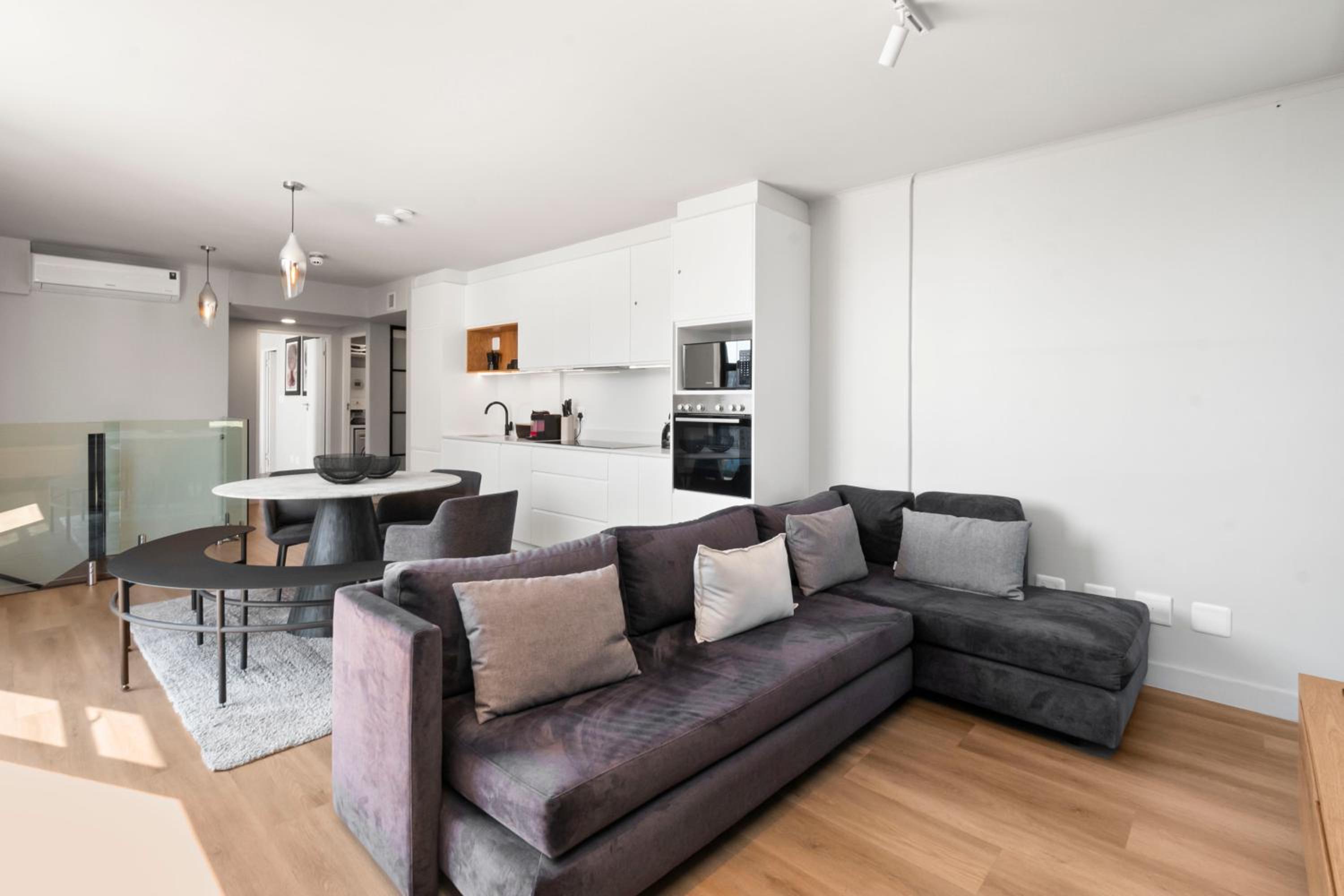 Penthouse Apartment - Photo 21