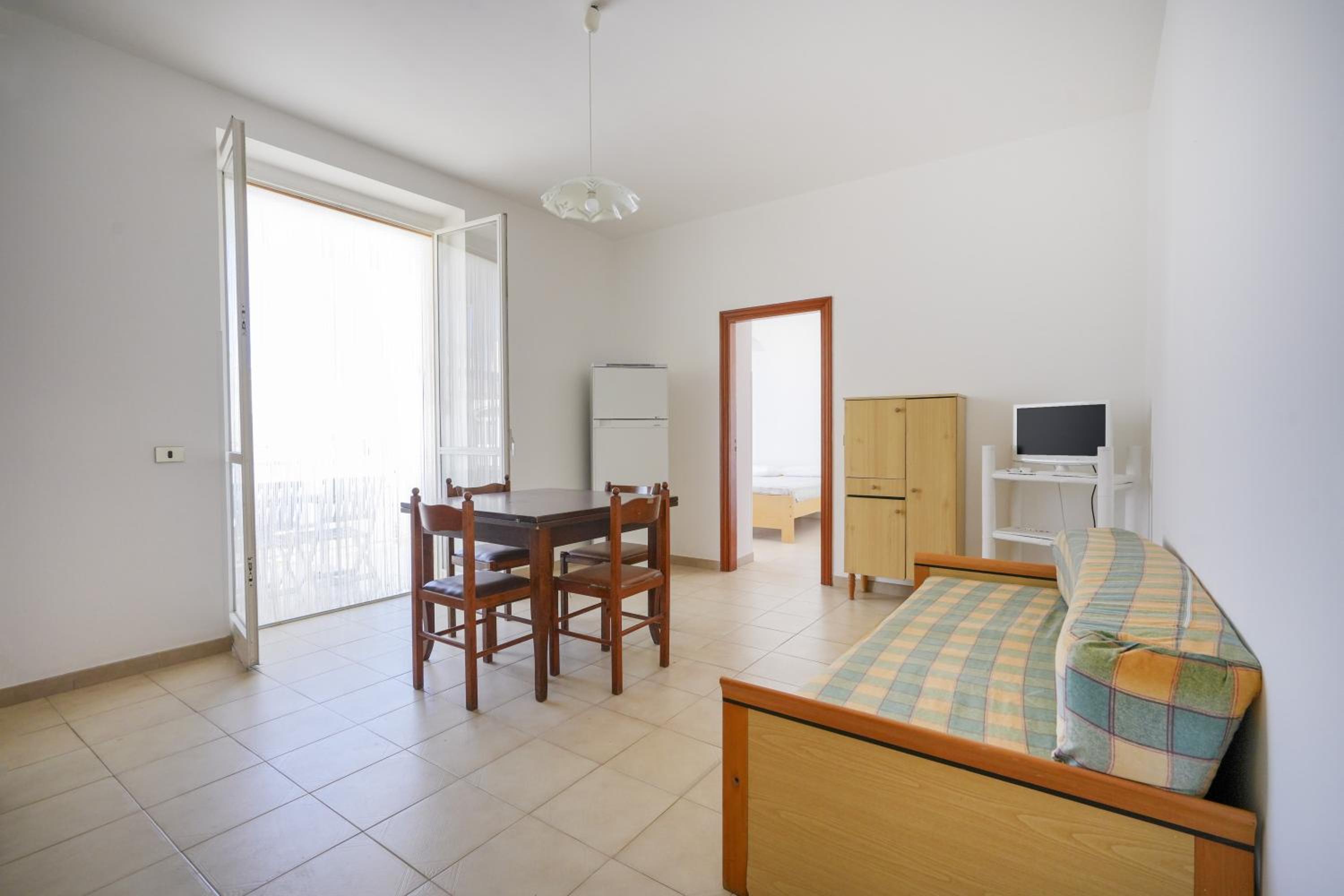 Two-Bedroom Deluxe Apartment with Ocean View photo 1