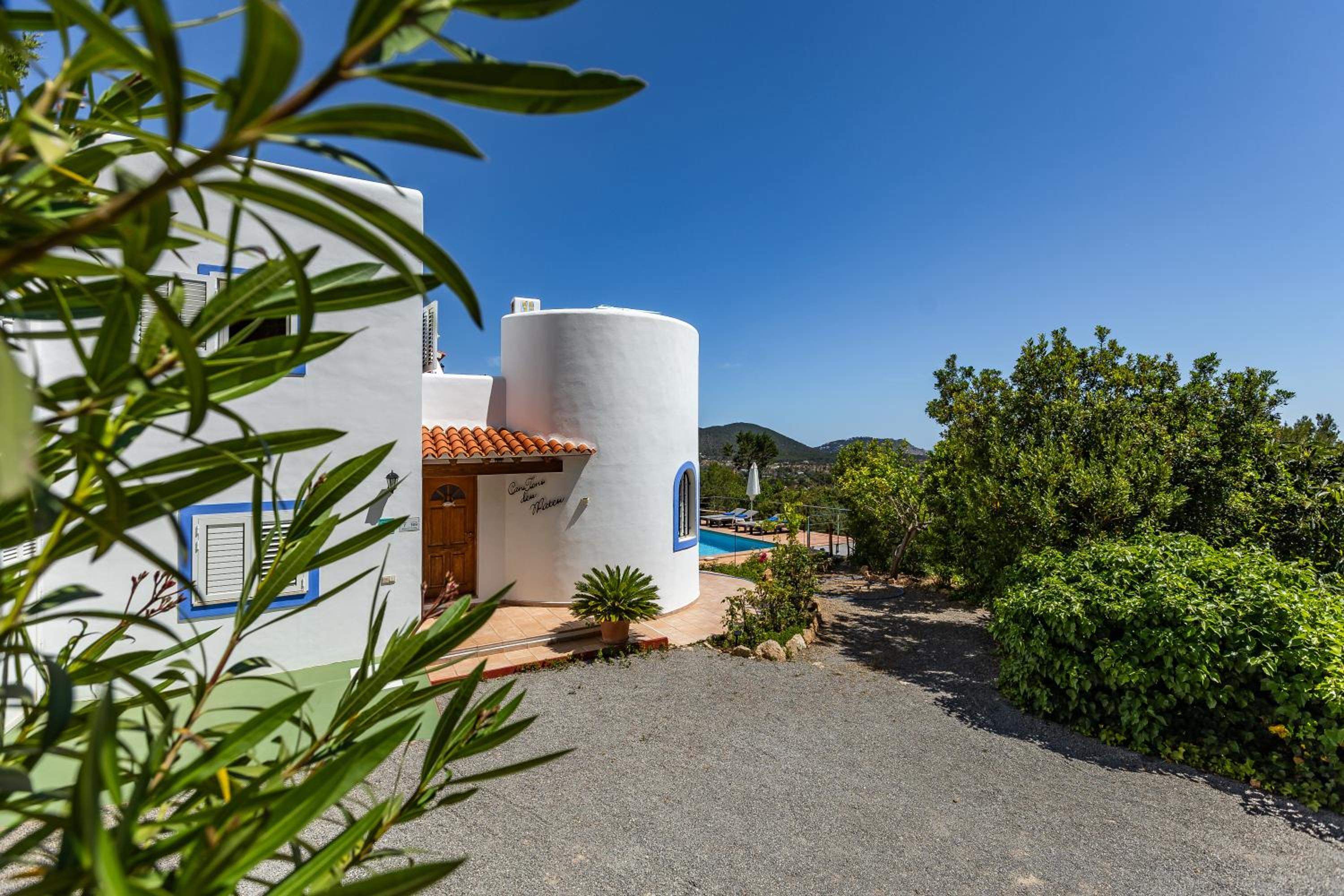 Villa with Private Pool photo 3