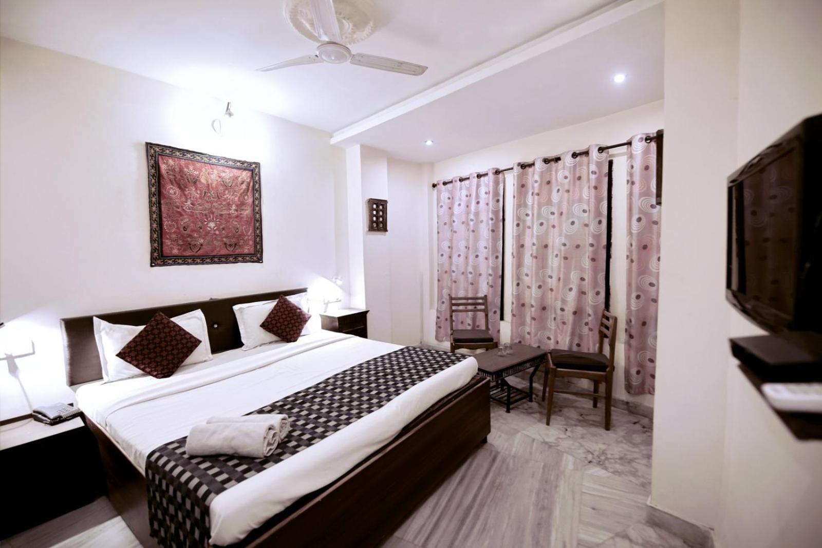Deluxe Double Room photo 2