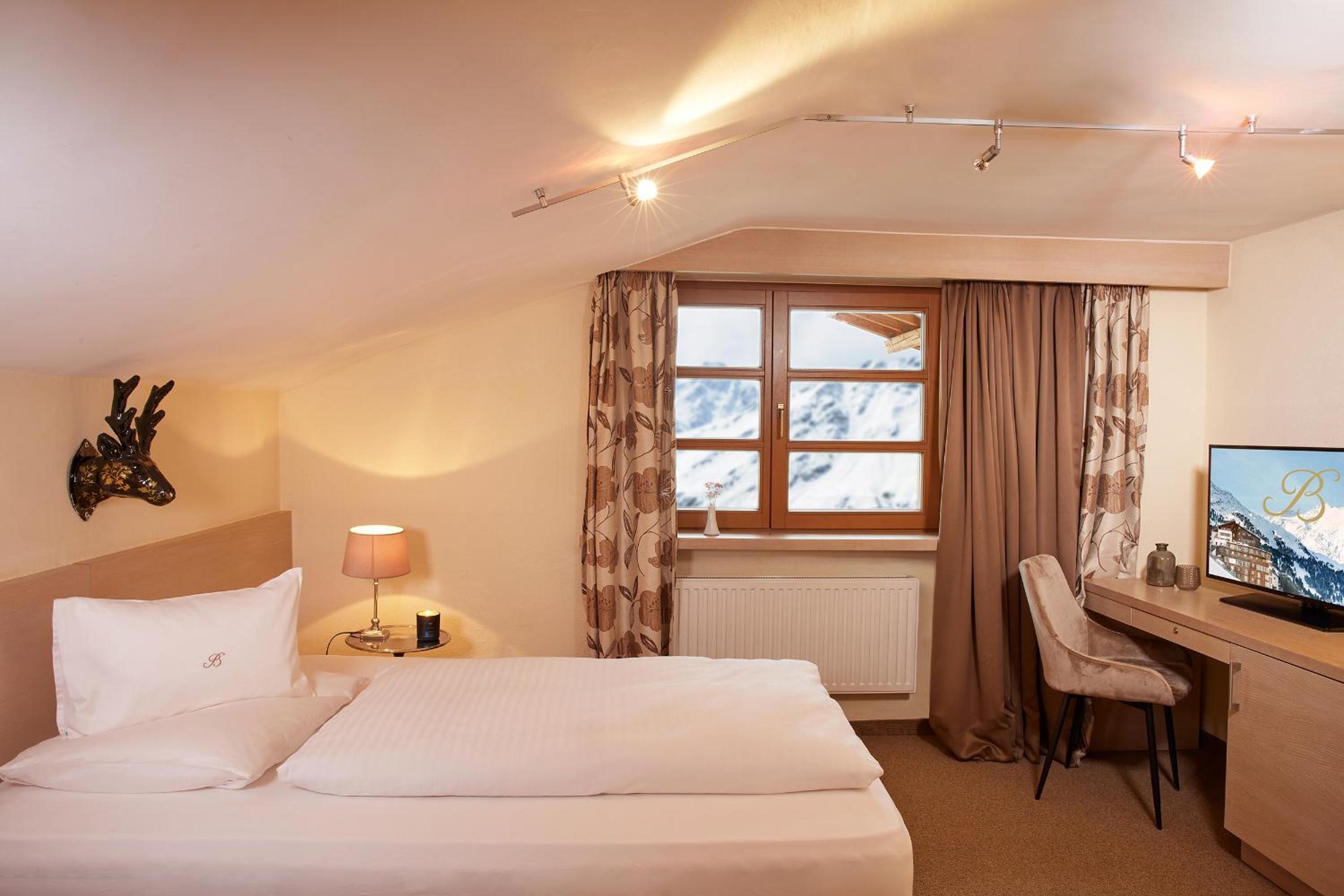 Single Room photo 2