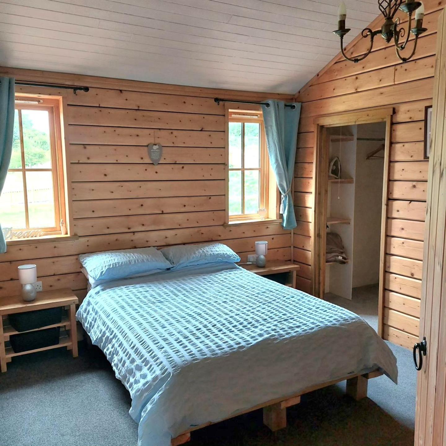 Three-Bedroom Chalet photo 1