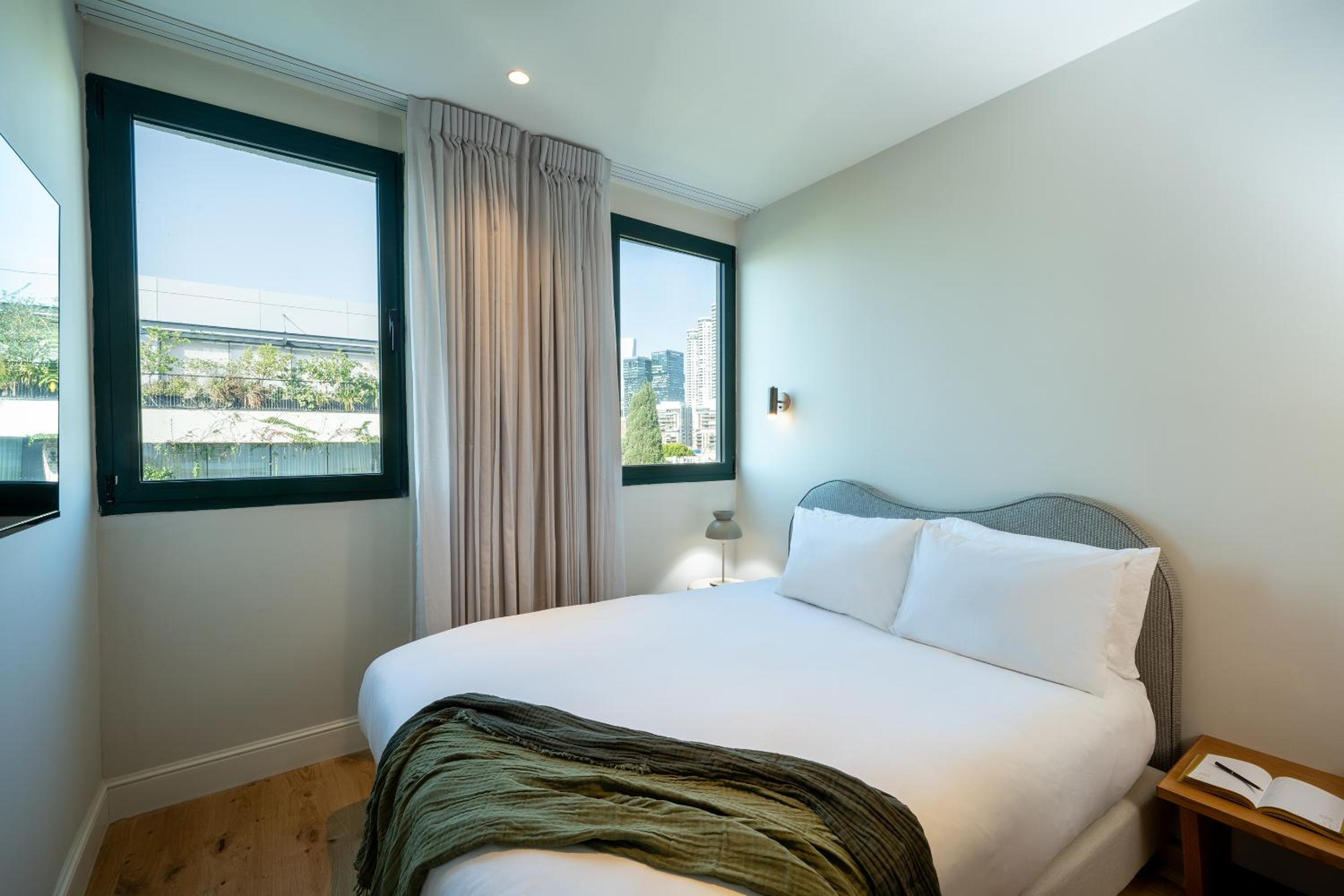 One-Bedroom Apartment - Photo 10