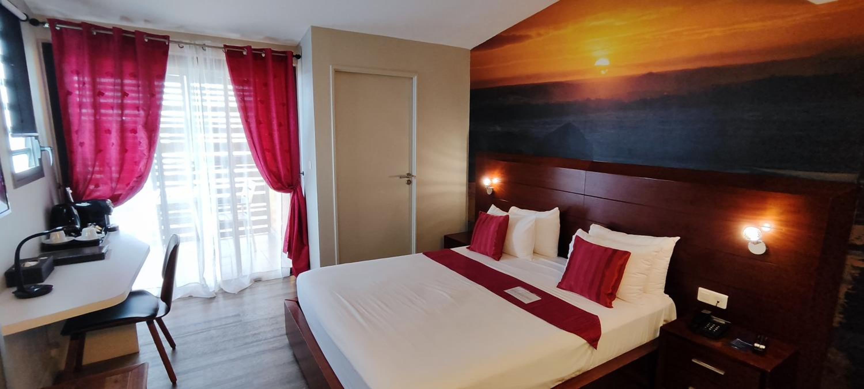 Superior room - 1 Double Bed - Sea view