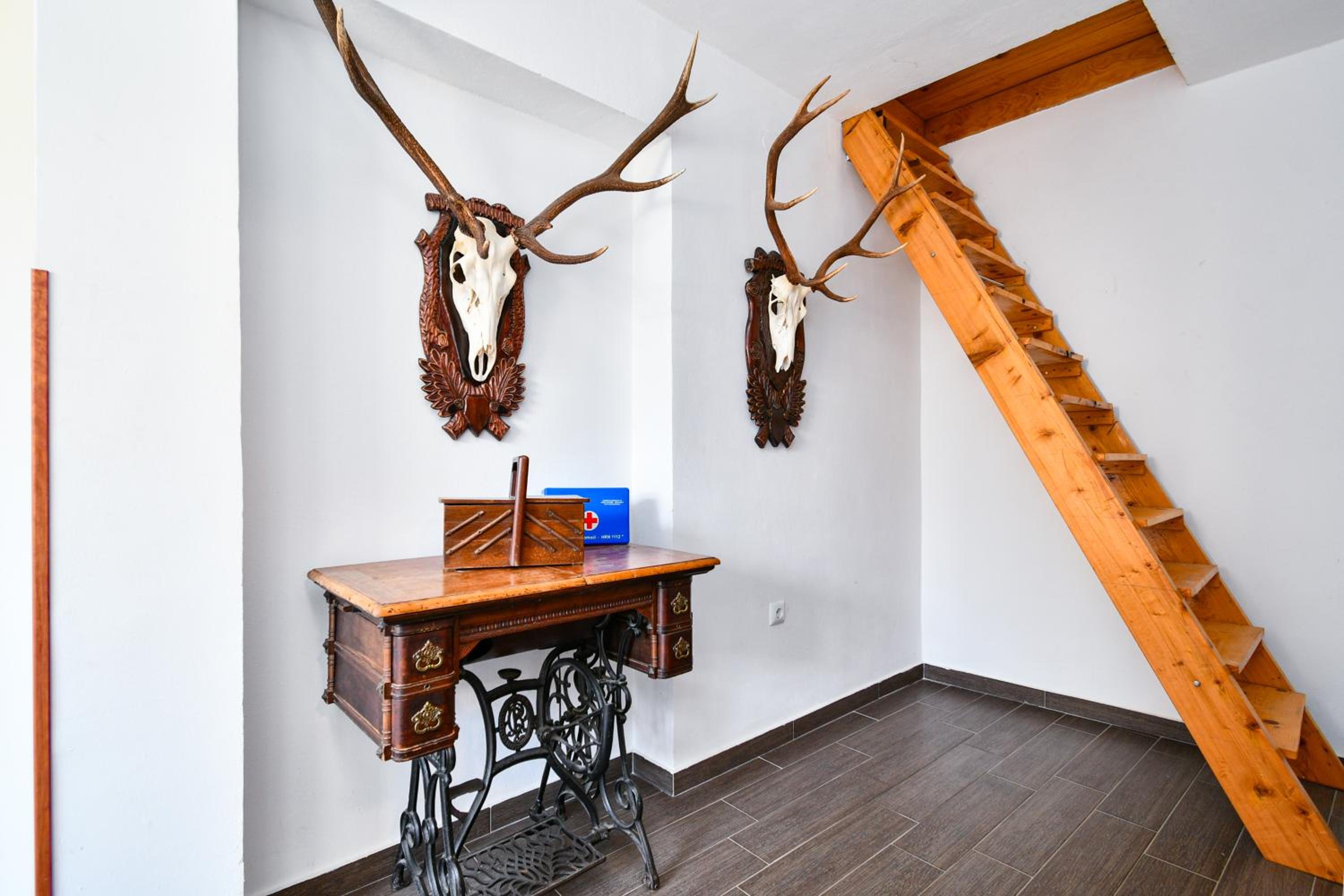 One-Bedroom Apartment - Photo 15