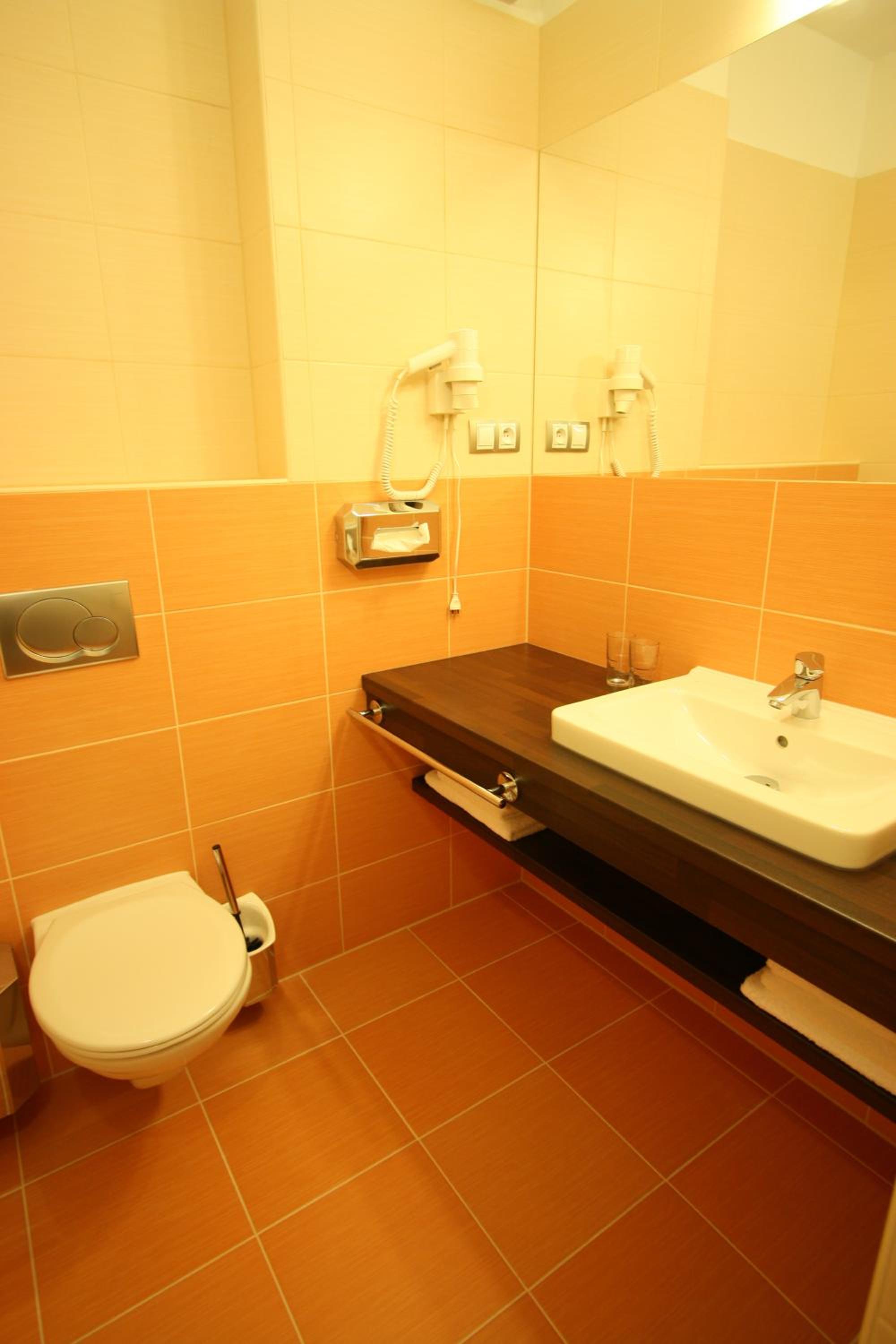 Superior Double or Twin Room - Photo 4
