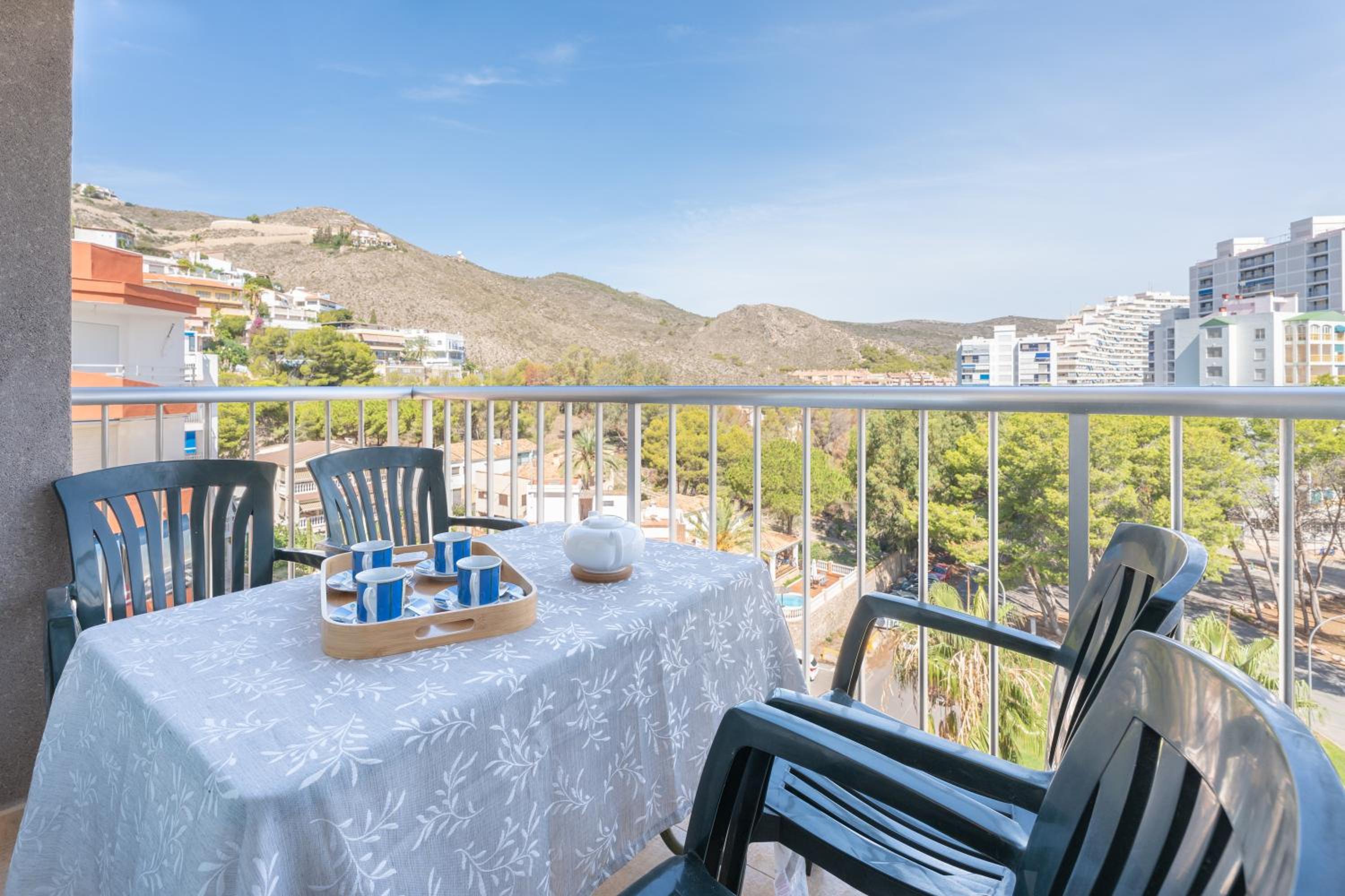 Two-Bedroom Deluxe Apartment with Balcony photo 3