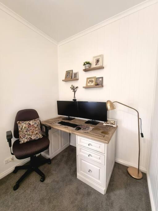 Four-Bedroom Holiday Home photo 3