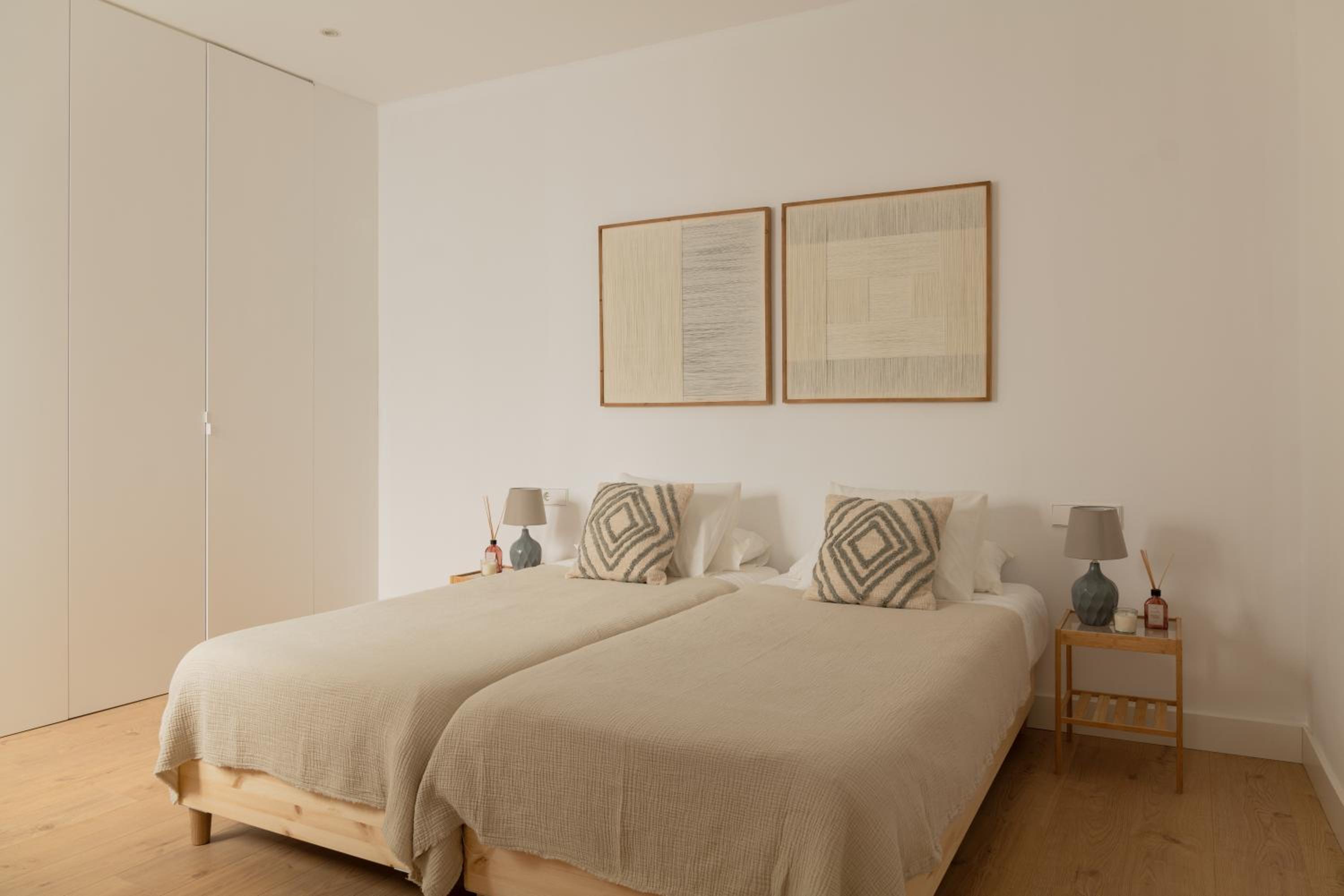Apartamento de Dos Habitaciones con Terraza