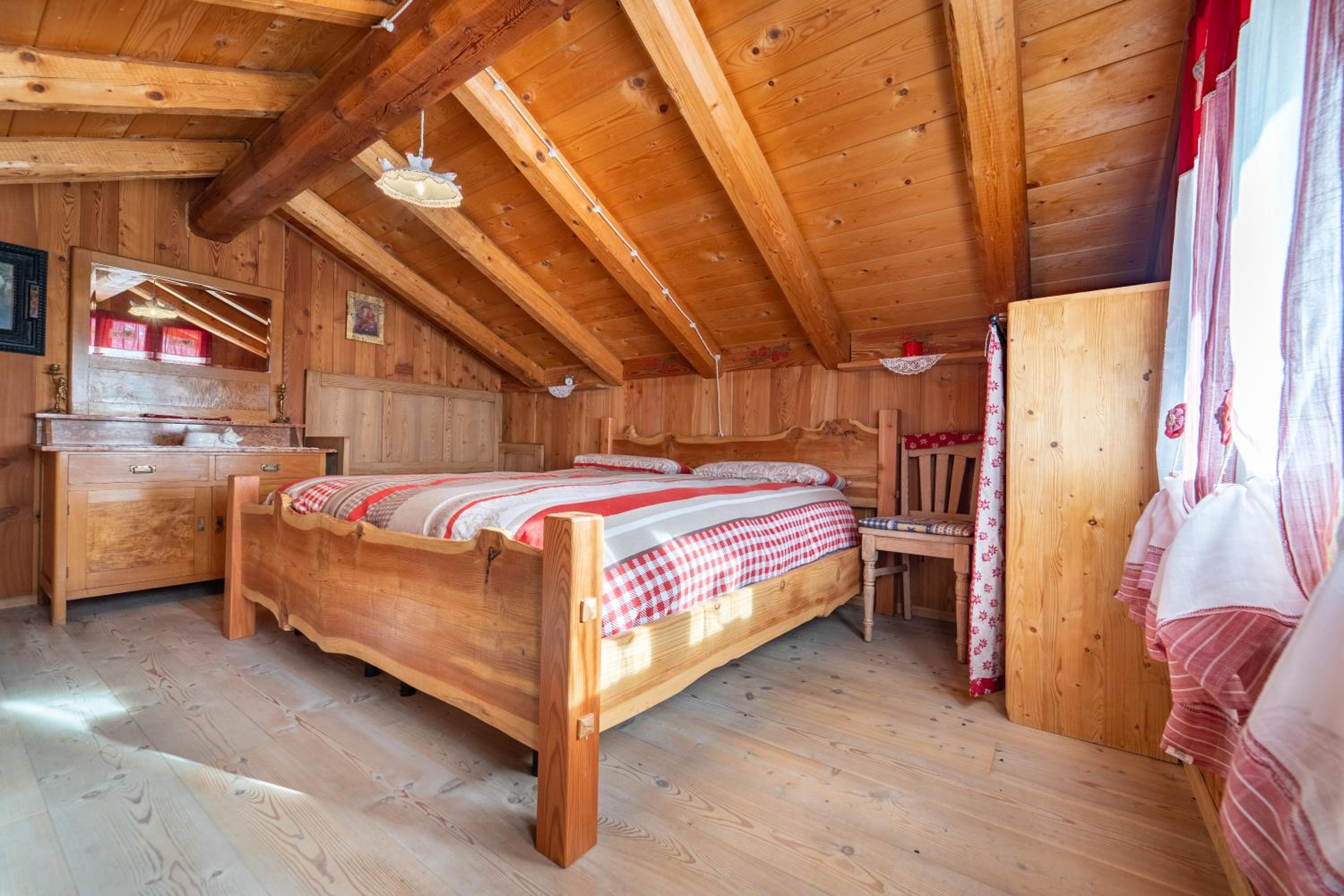 Two-Bedroom Chalet photo 1