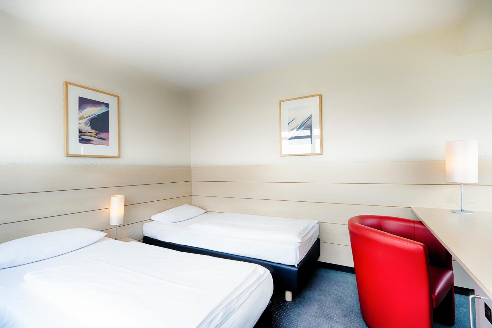 Superior Double or Twin Room photo 3