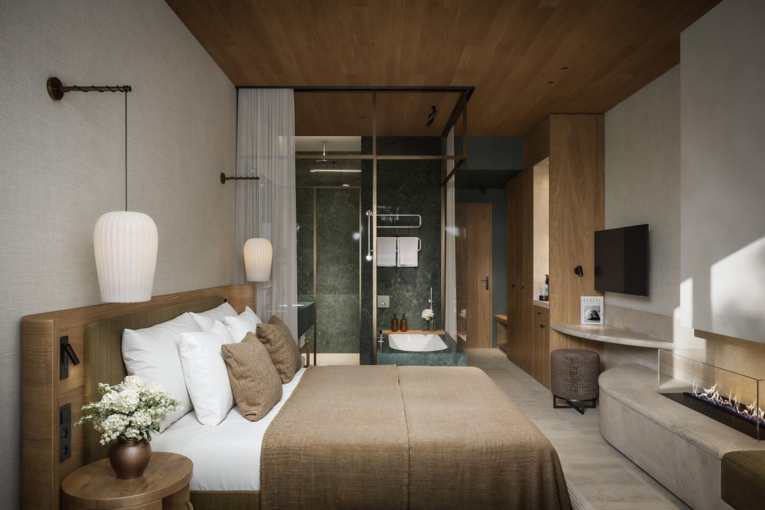 Deluxe Room with Terrace - Photo 2