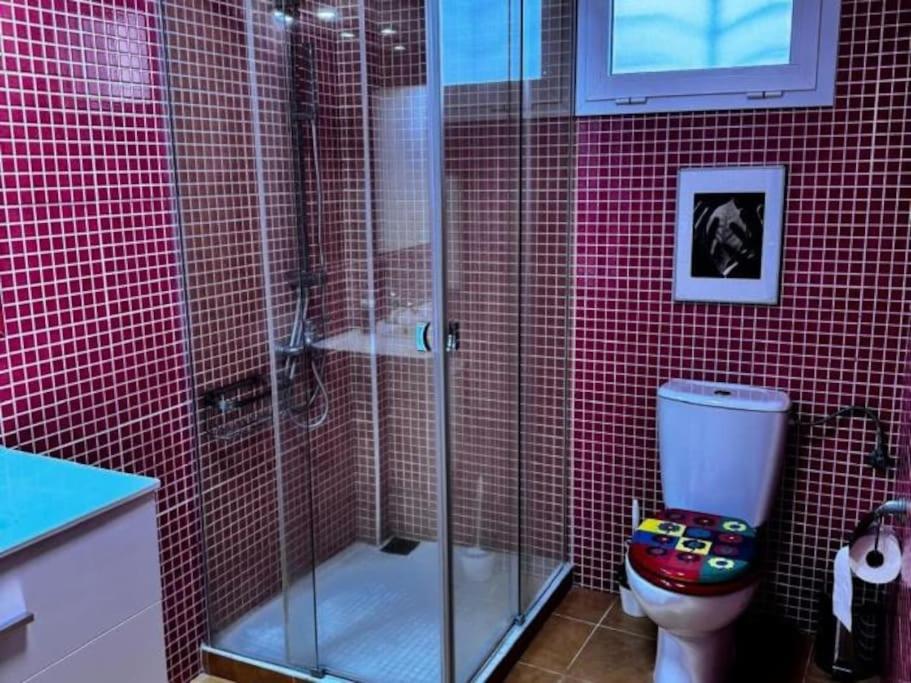 Four-Bedroom House photo 2