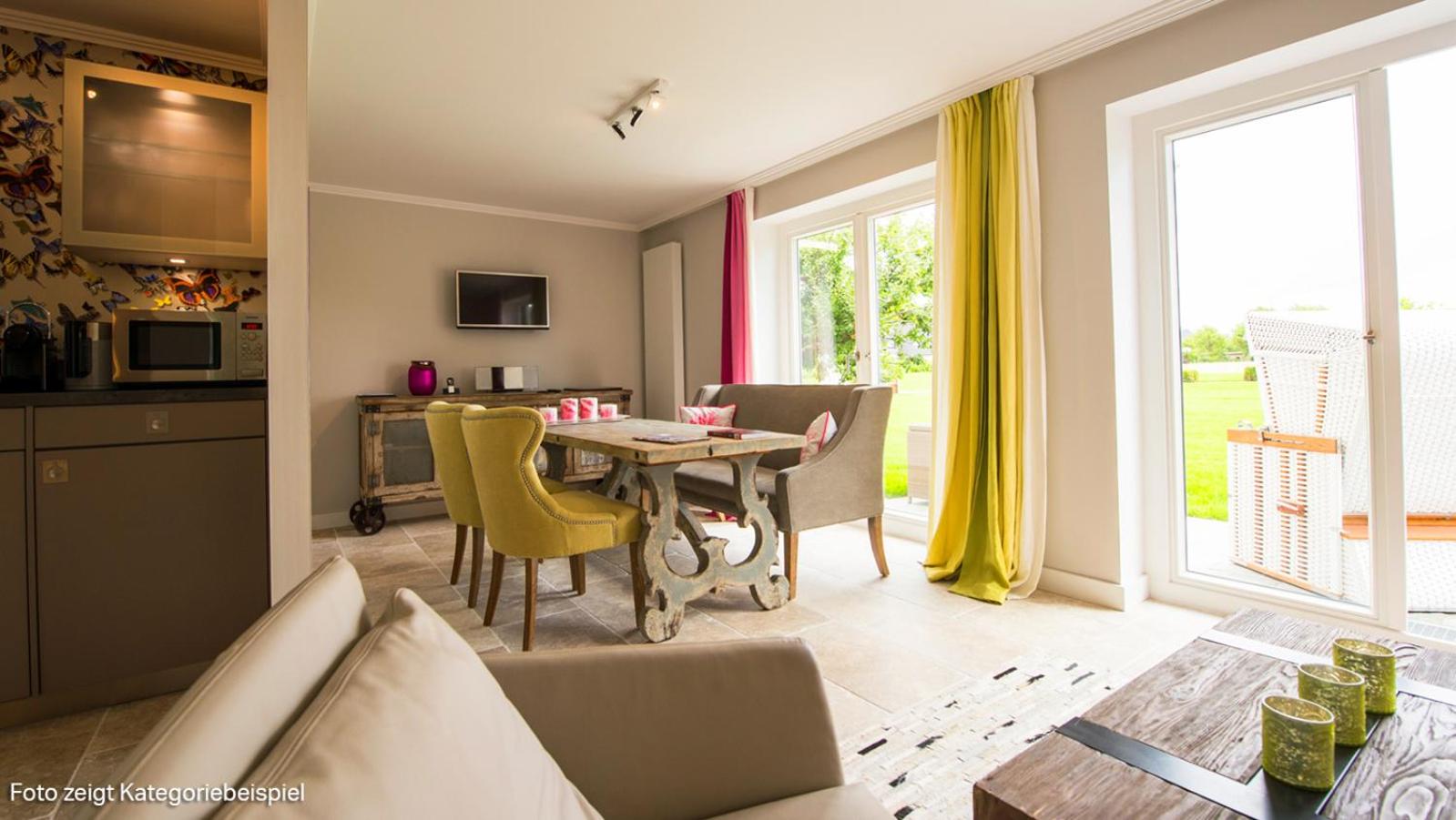 Garden Suite Deluxe photo 3