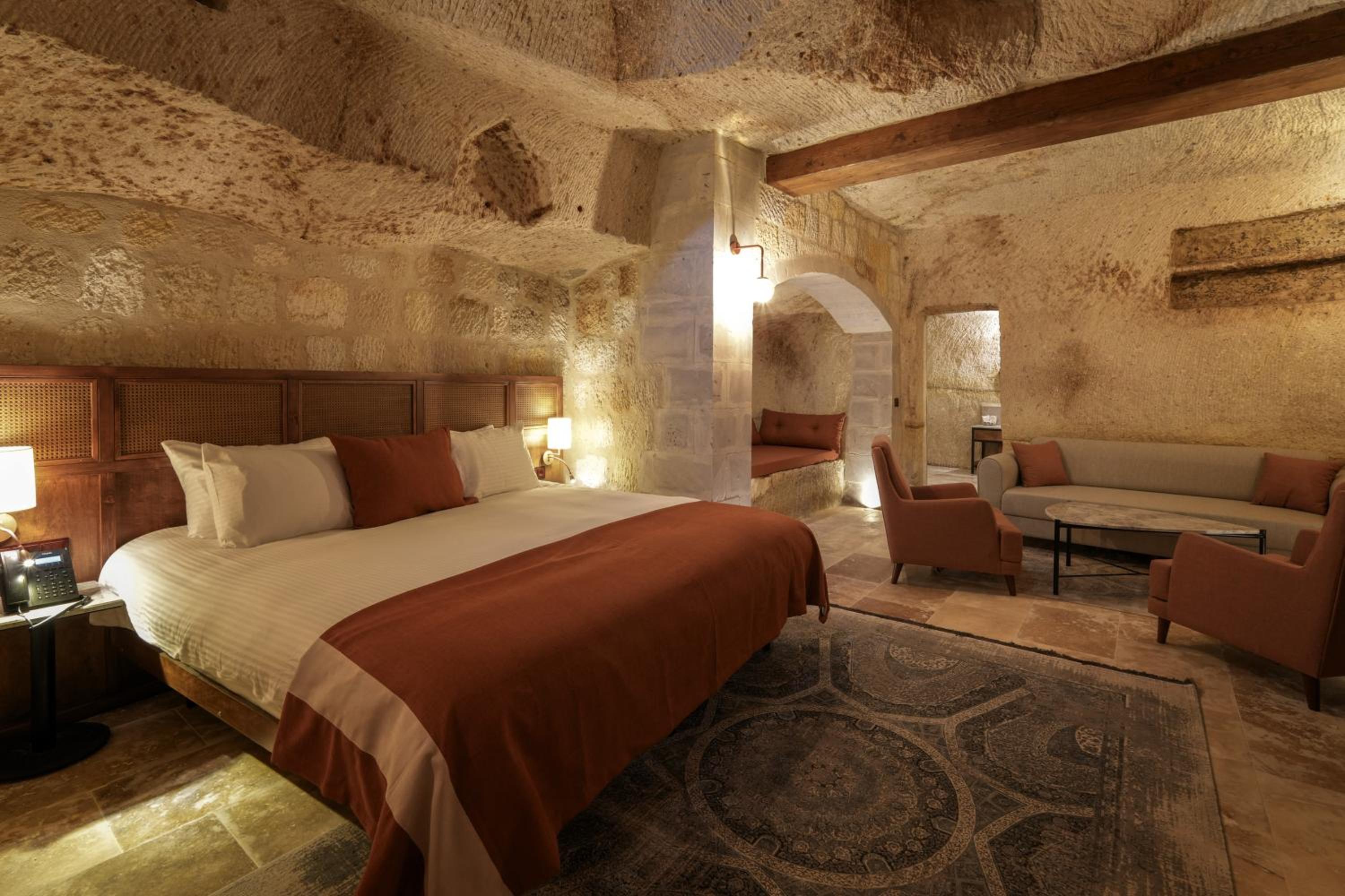 Suite - Photo 6